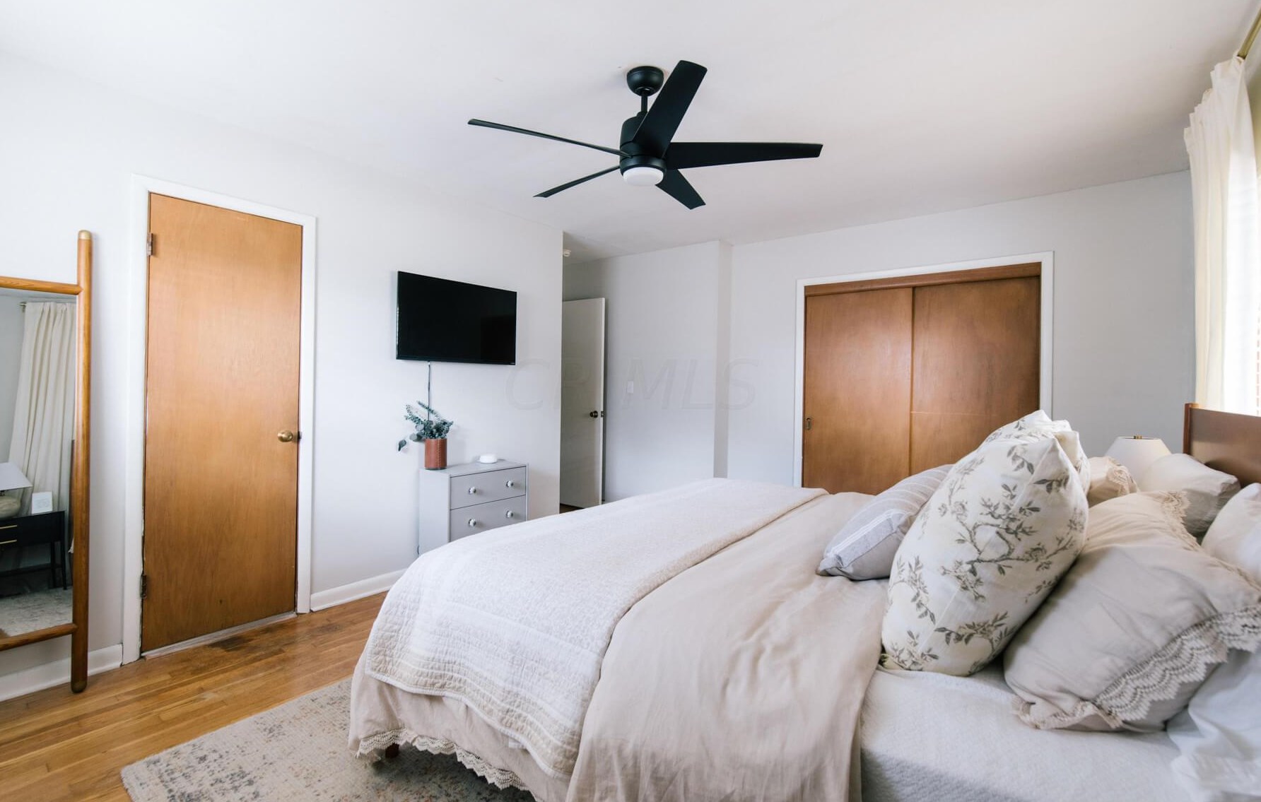 2852 Berwick Blvd, Columbus OH  43209-3001 exterior