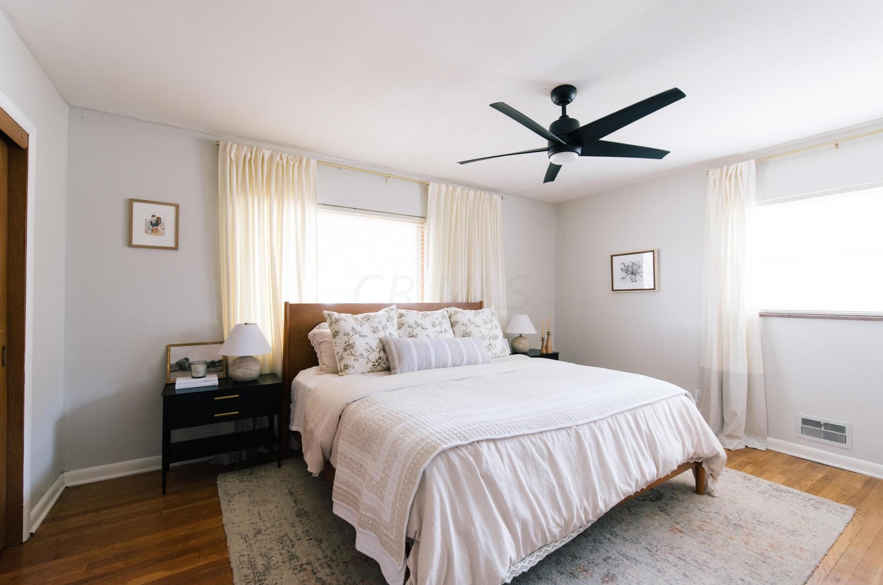 2852 Berwick Blvd, Columbus OH  43209-3001 exterior