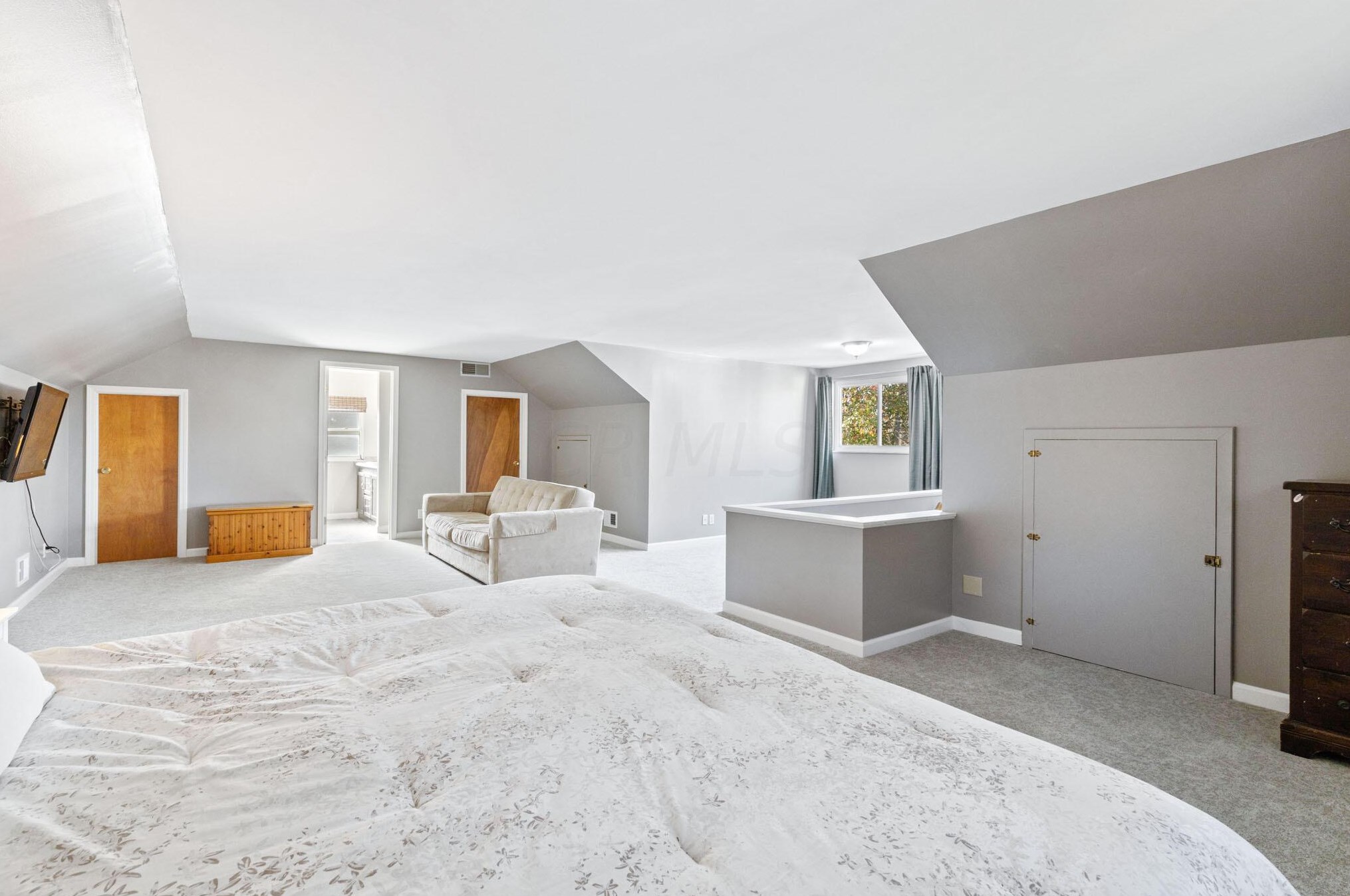 953 Pleasant Ridge Ave, Columbus OH 43209-5416 exterior