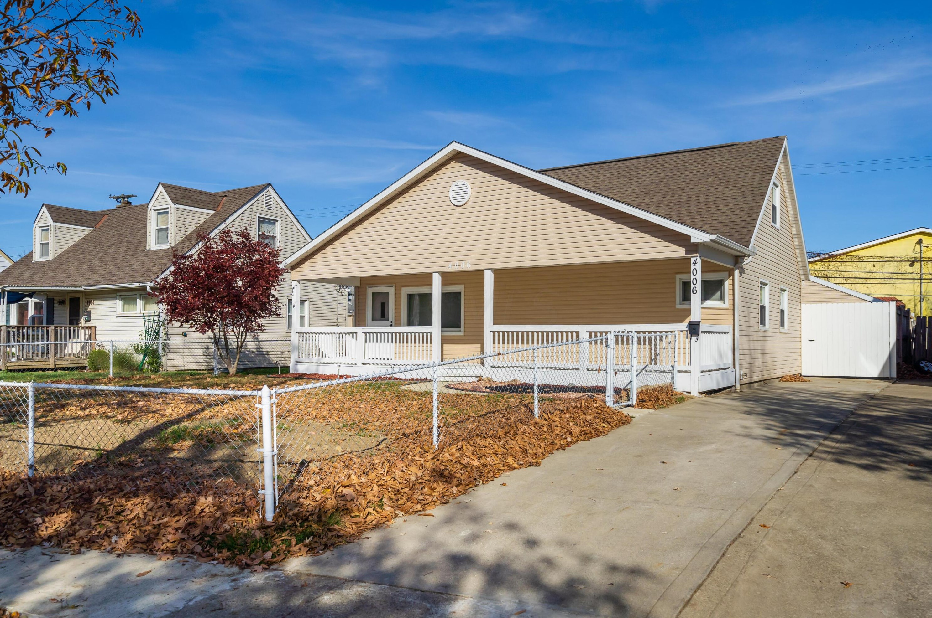 4006 Halsey Pl, Columbus, OH 43228-2166