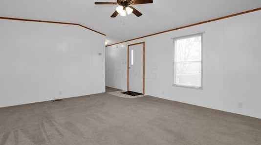 170 Spruce Ridge Dr, Ashville OH  43103-1090 exterior