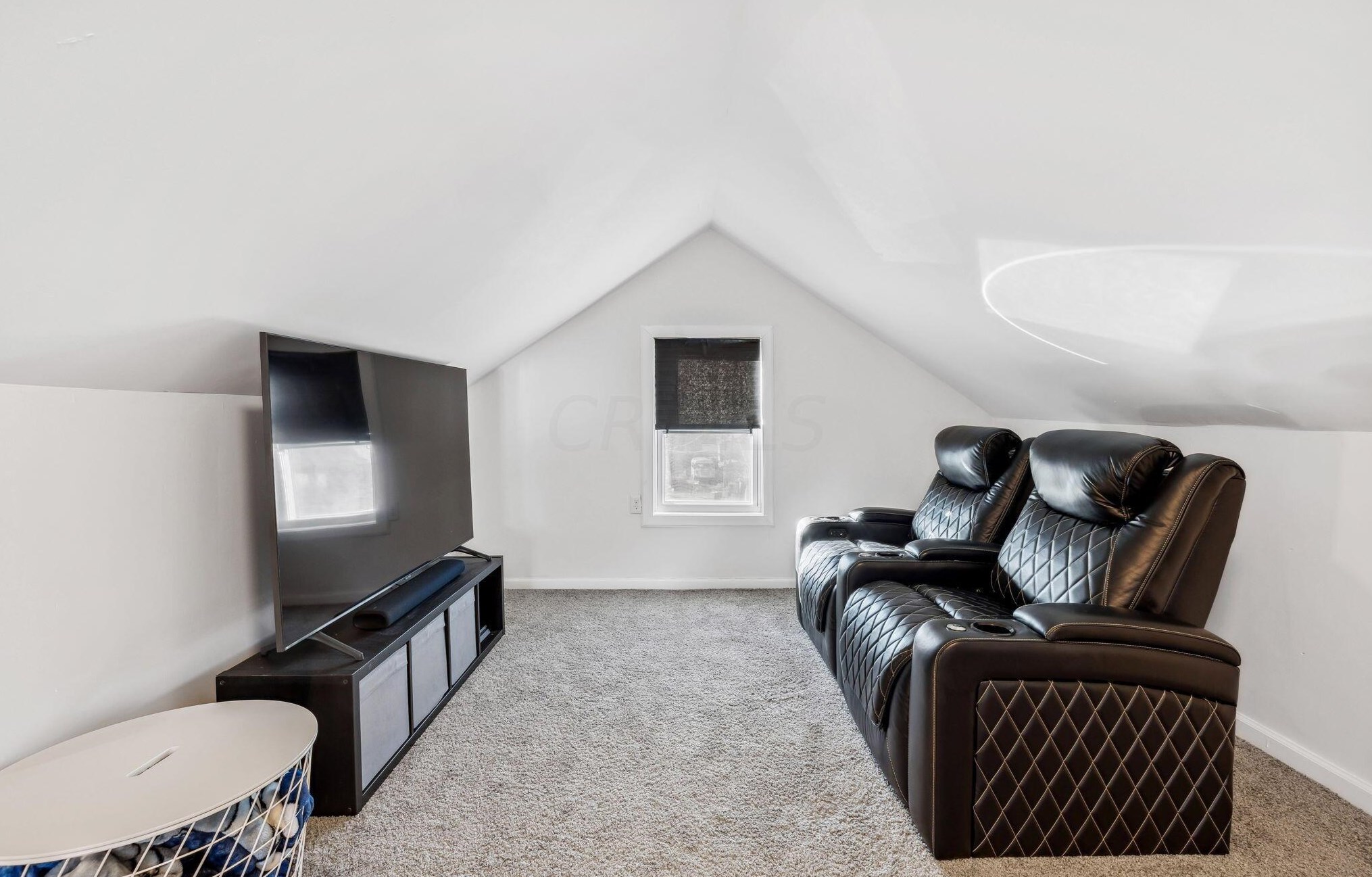 130 Dana Ave, Columbus OH  43222-1329 exterior