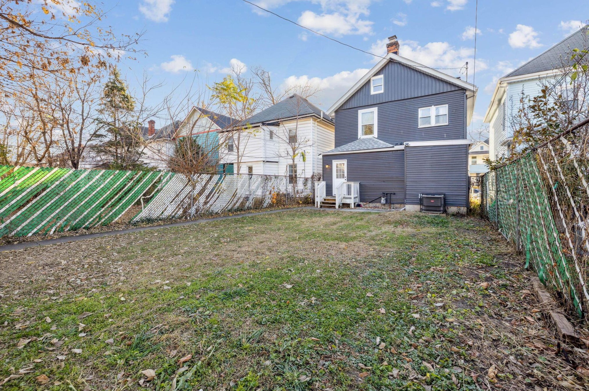 130 Dana Ave, Columbus OH  43222-1329 exterior