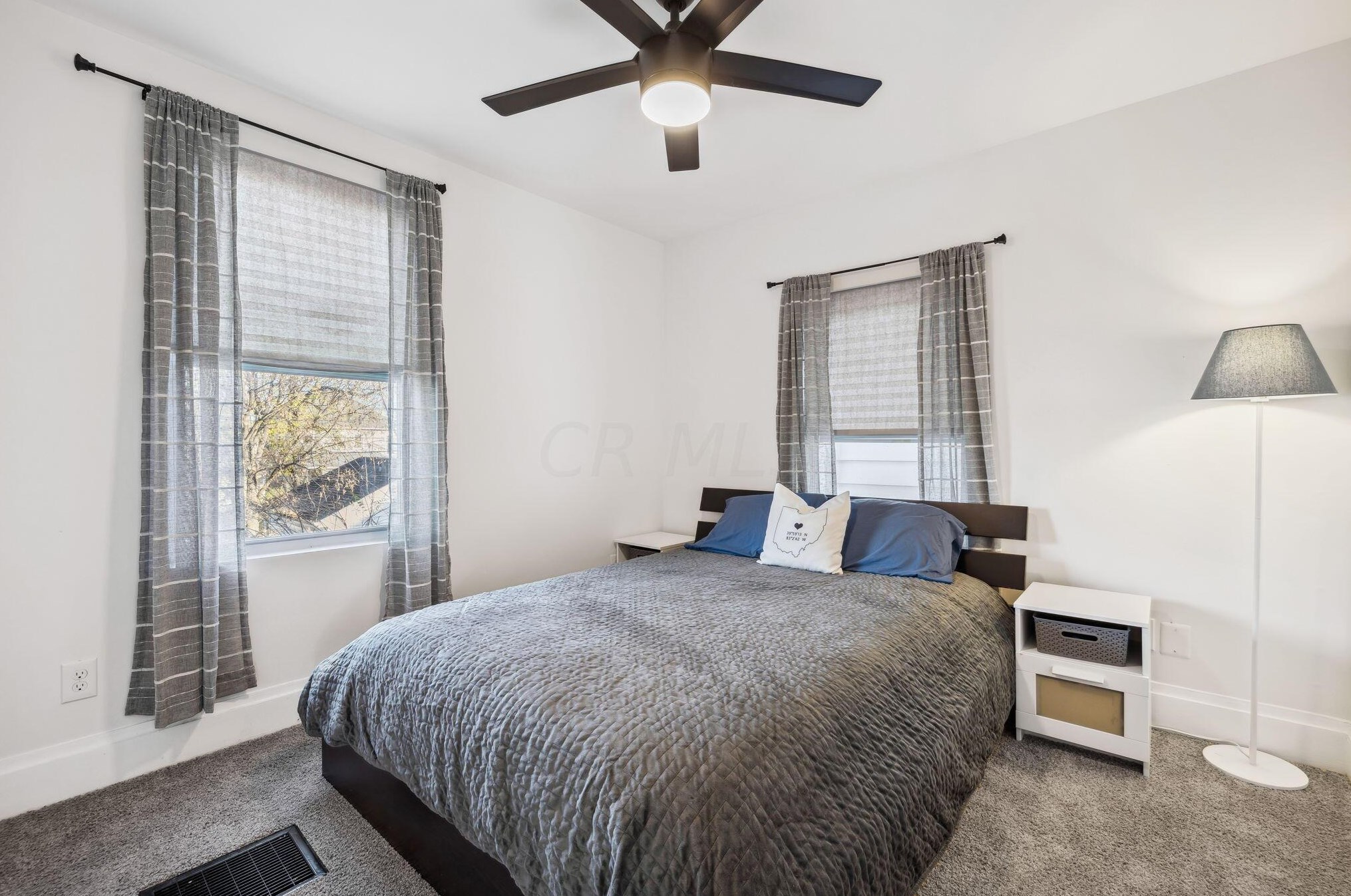 130 Dana Ave, Columbus OH  43222-1329 exterior