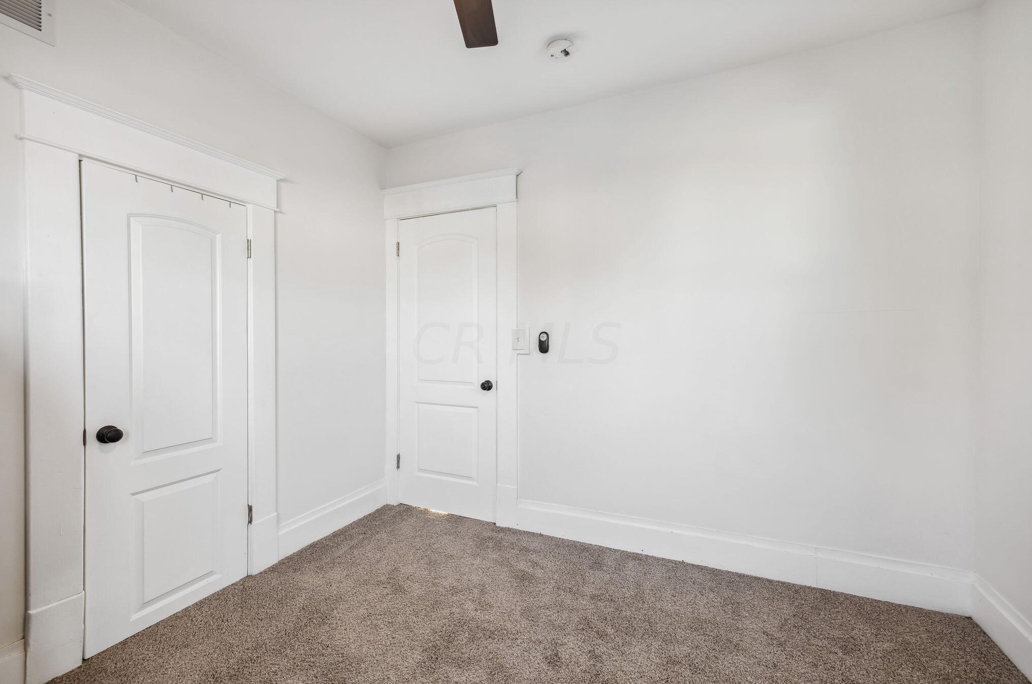 130 Dana Ave, Columbus OH  43222-1329 exterior