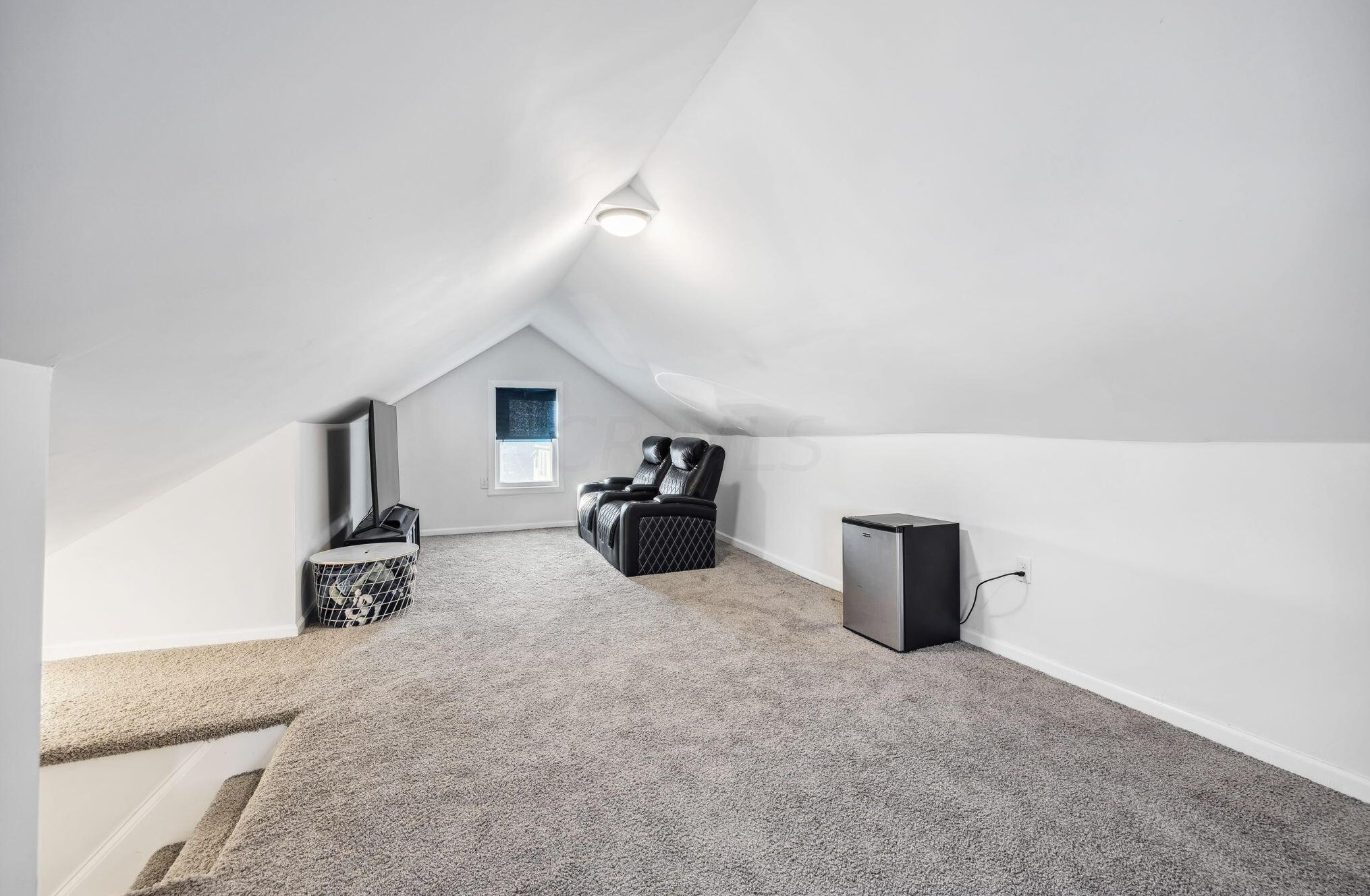 130 Dana Ave, Columbus OH  43222-1329 exterior