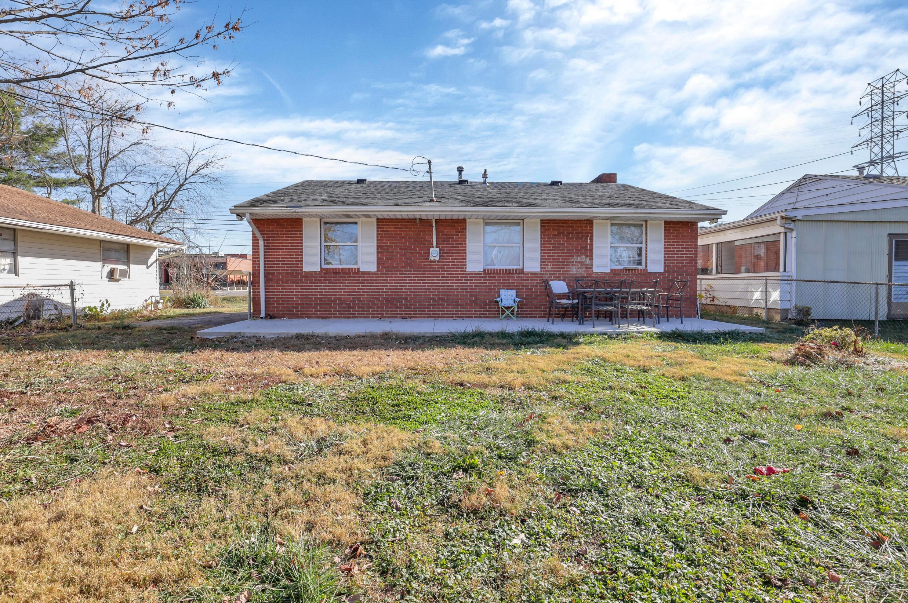 2943 Parsons Ave, Columbus OH  43207-3741 exterior