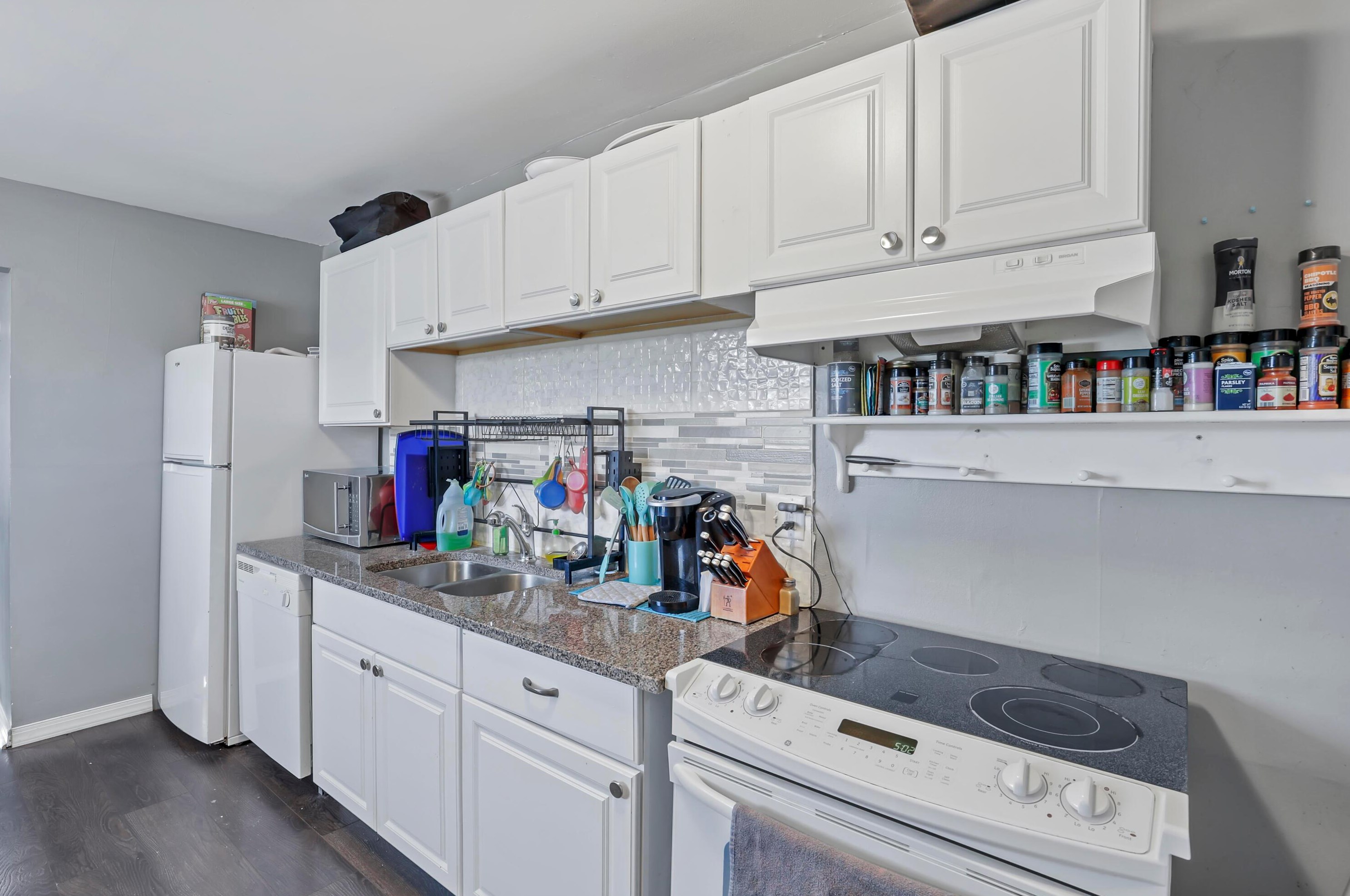 2943 Parsons Ave, Columbus OH  43207-3741 exterior