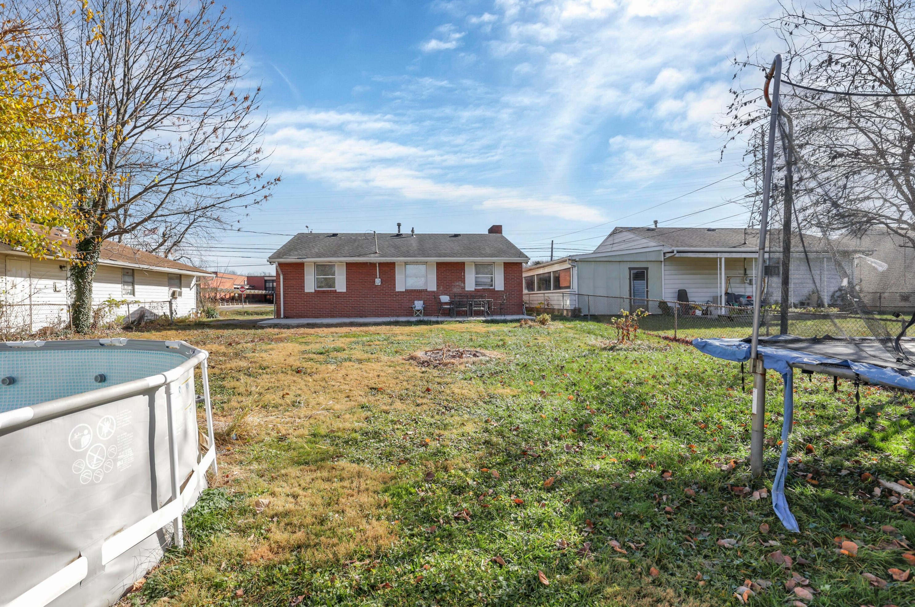 2943 Parsons Ave, Columbus OH  43207-3741 exterior