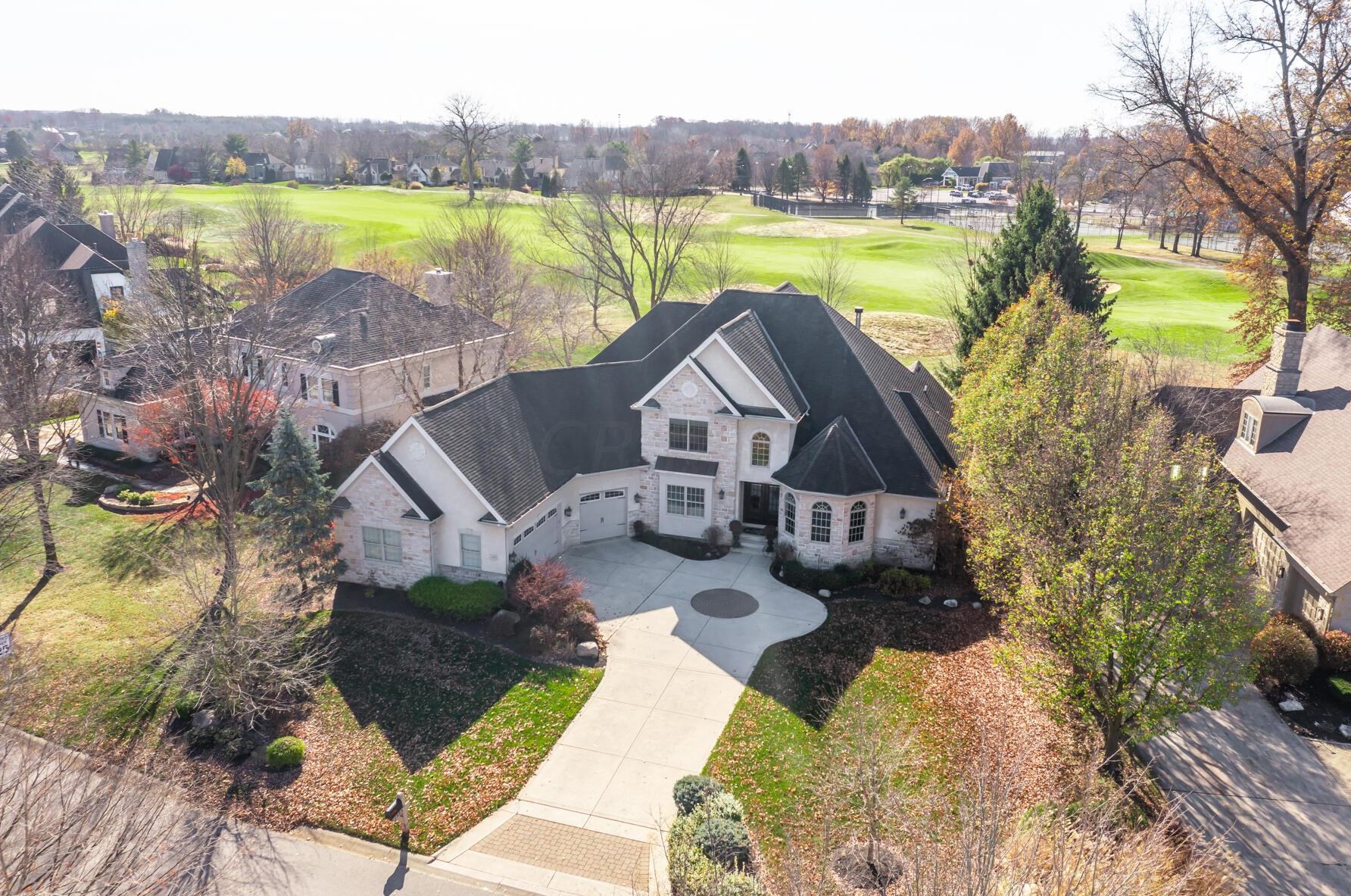 1599 Oxbow Dr, Blacklick, OH 43004