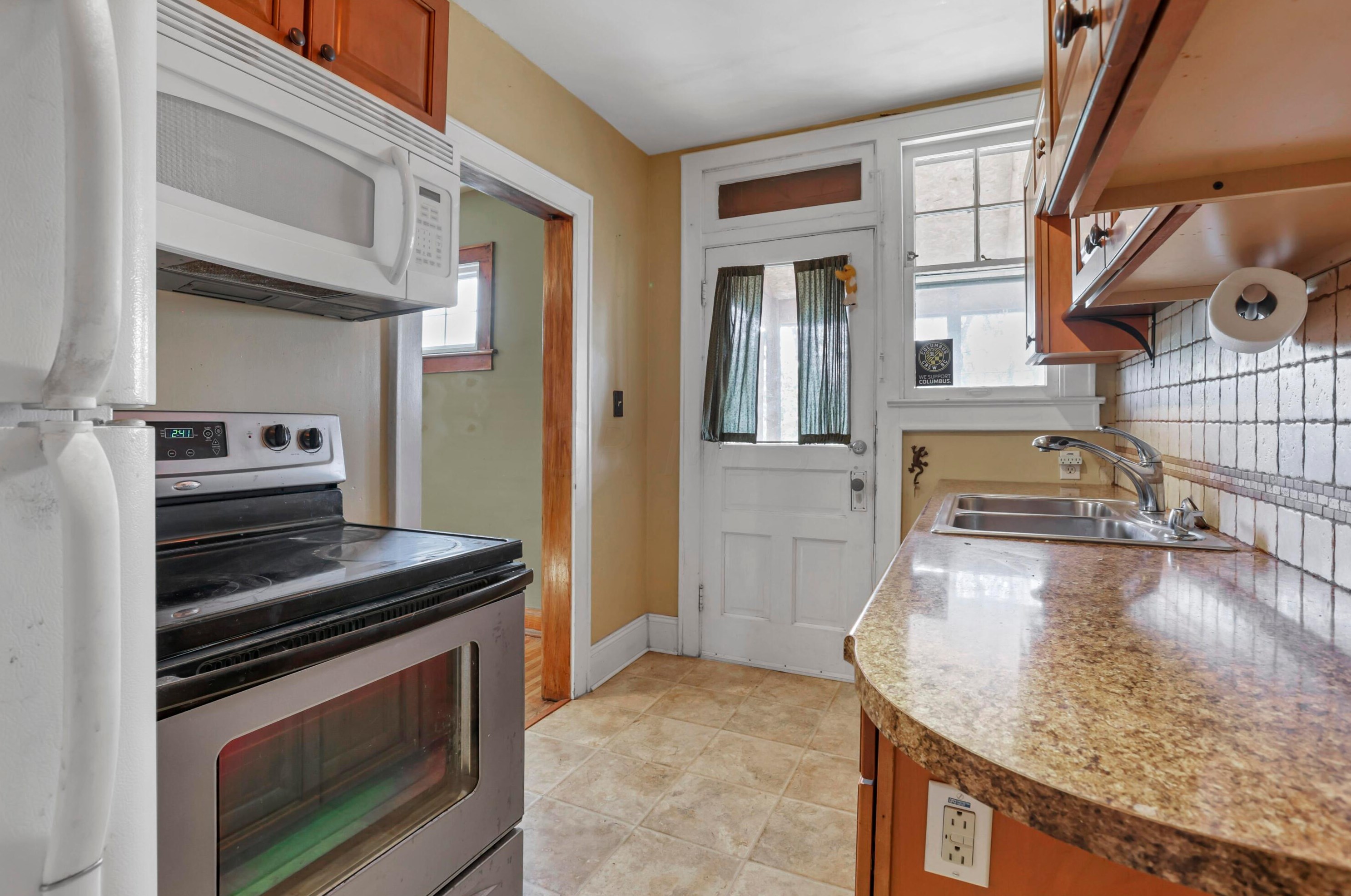 43 Weber Rd, Columbus OH 43202-2234 exterior