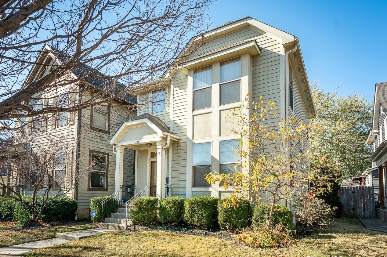 979 Pennsylvania Ave, Columbus, OH 43201-3334