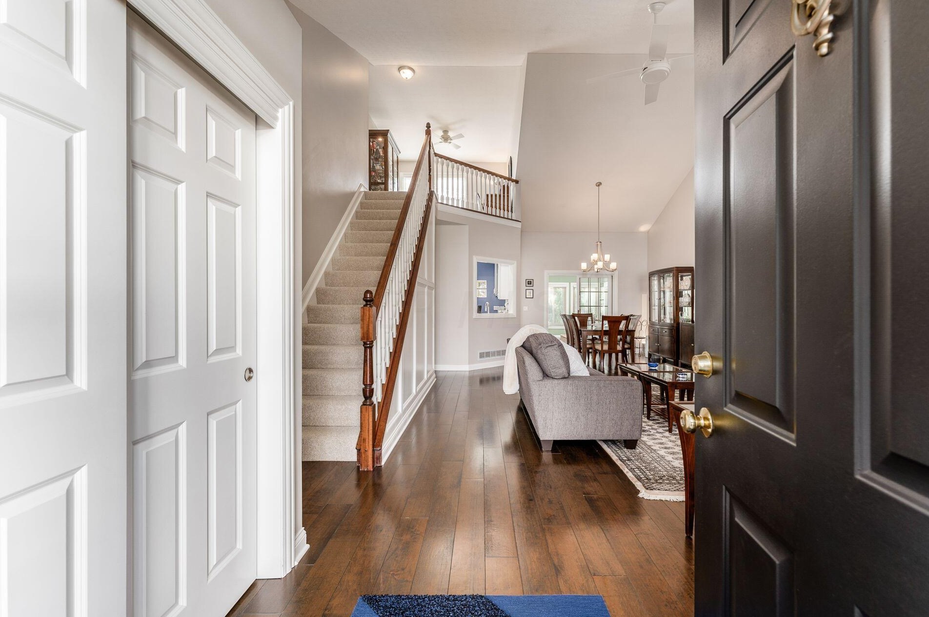 7910 Linksview Cir, Westerville, OH 43082-8582