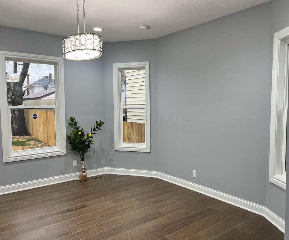 129 Ter Ave, Columbus OH 43204-3789 exterior