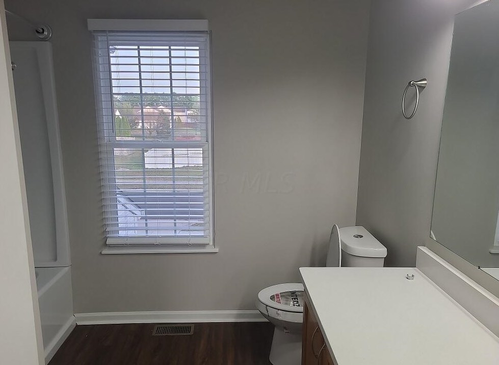 3913 Boyer Ridge Dr, Cnl Wnchstr OH  43110-7800 exterior