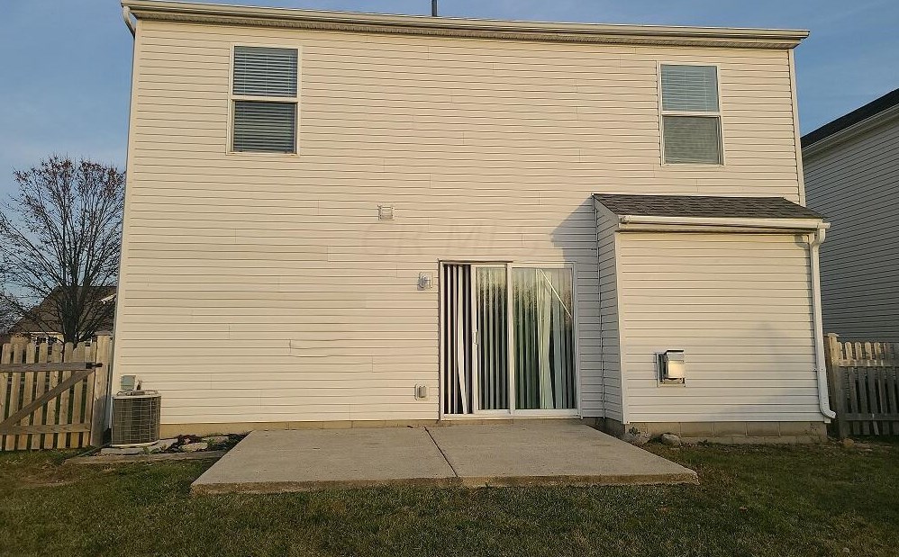 3913 Boyer Ridge Dr, Cnl Wnchstr OH  43110-7800 exterior