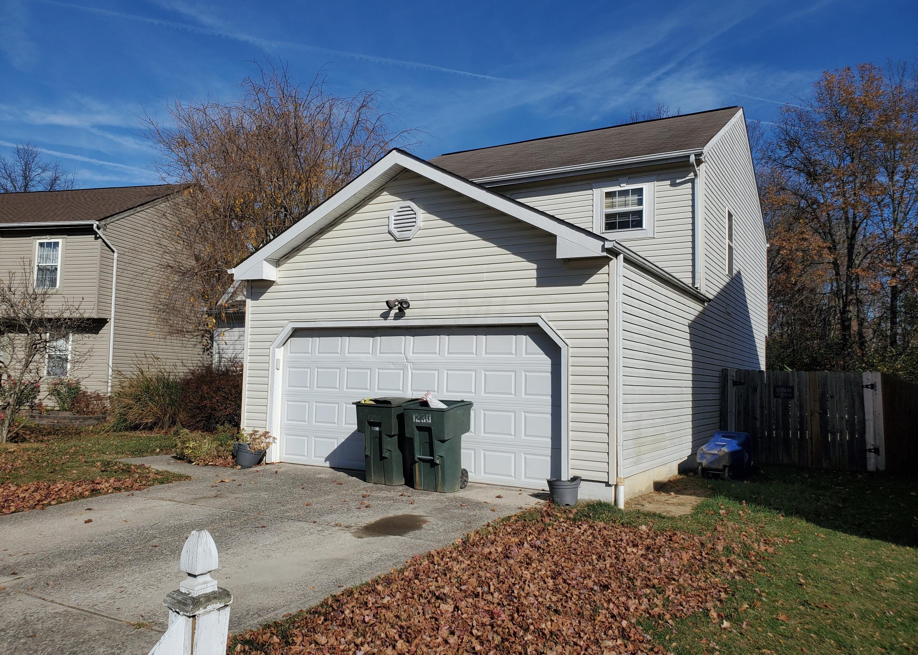 1230 Onslow Dr, Columbus, OH 43204-4721