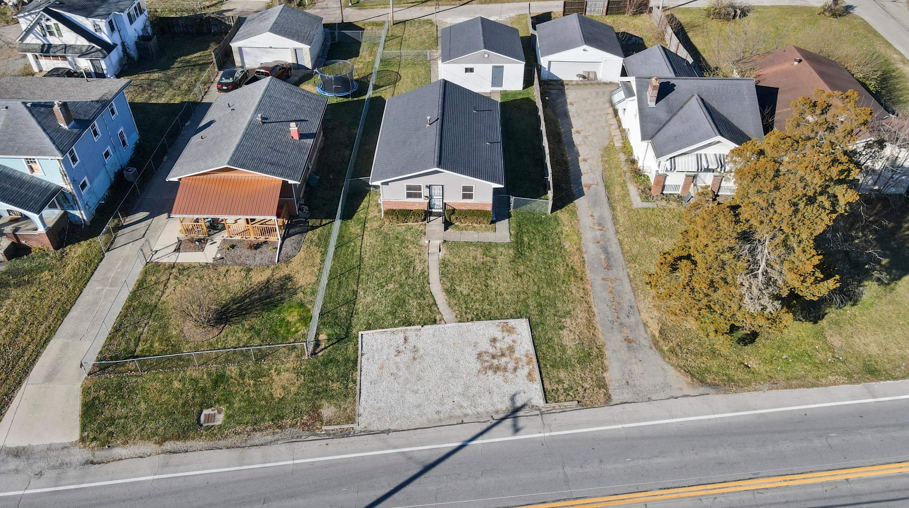 1137 Brown Rd, Columbus OH 43223-3003 exterior