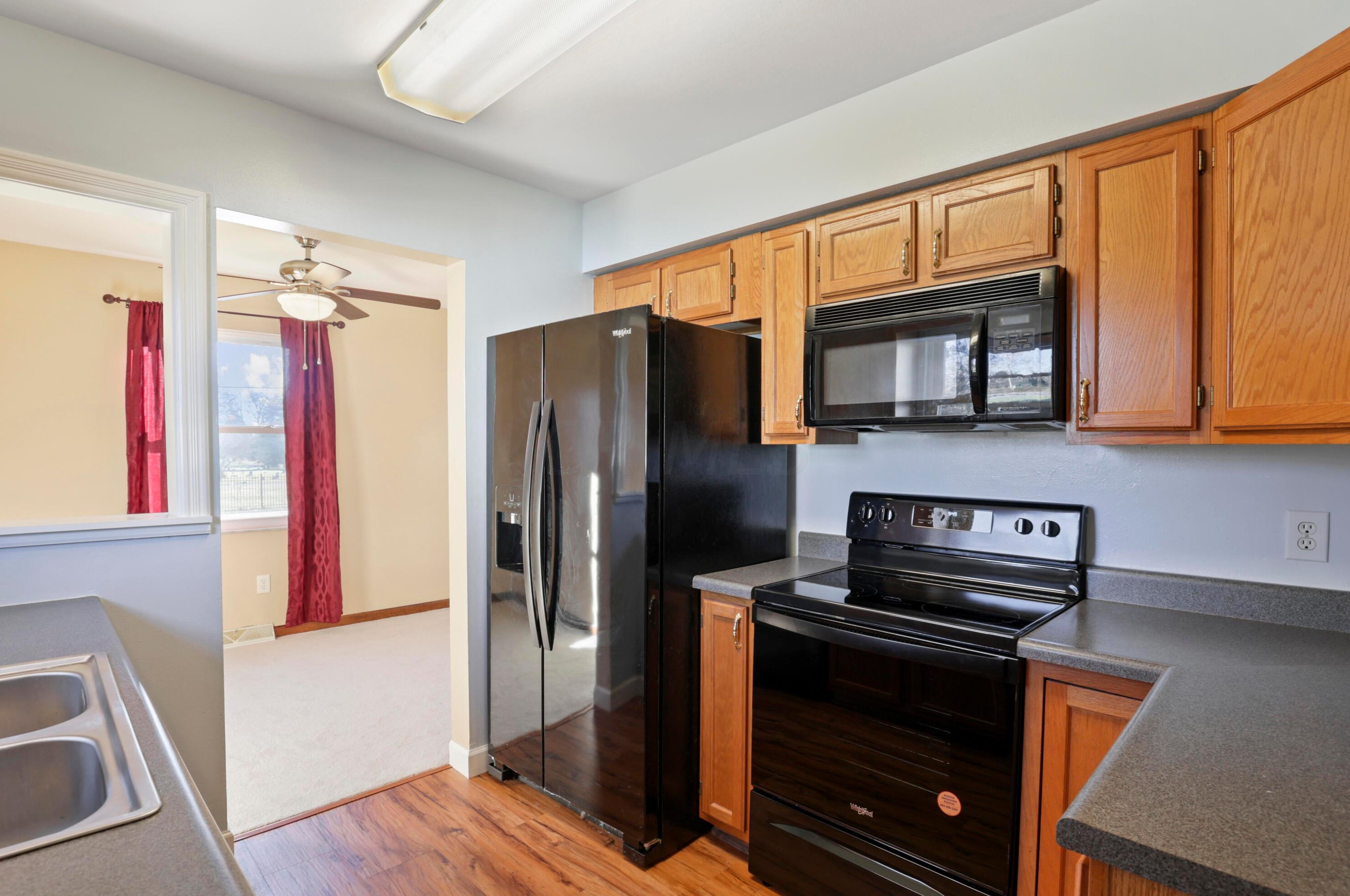 1137 Brown Rd, Columbus OH 43223-3003 exterior