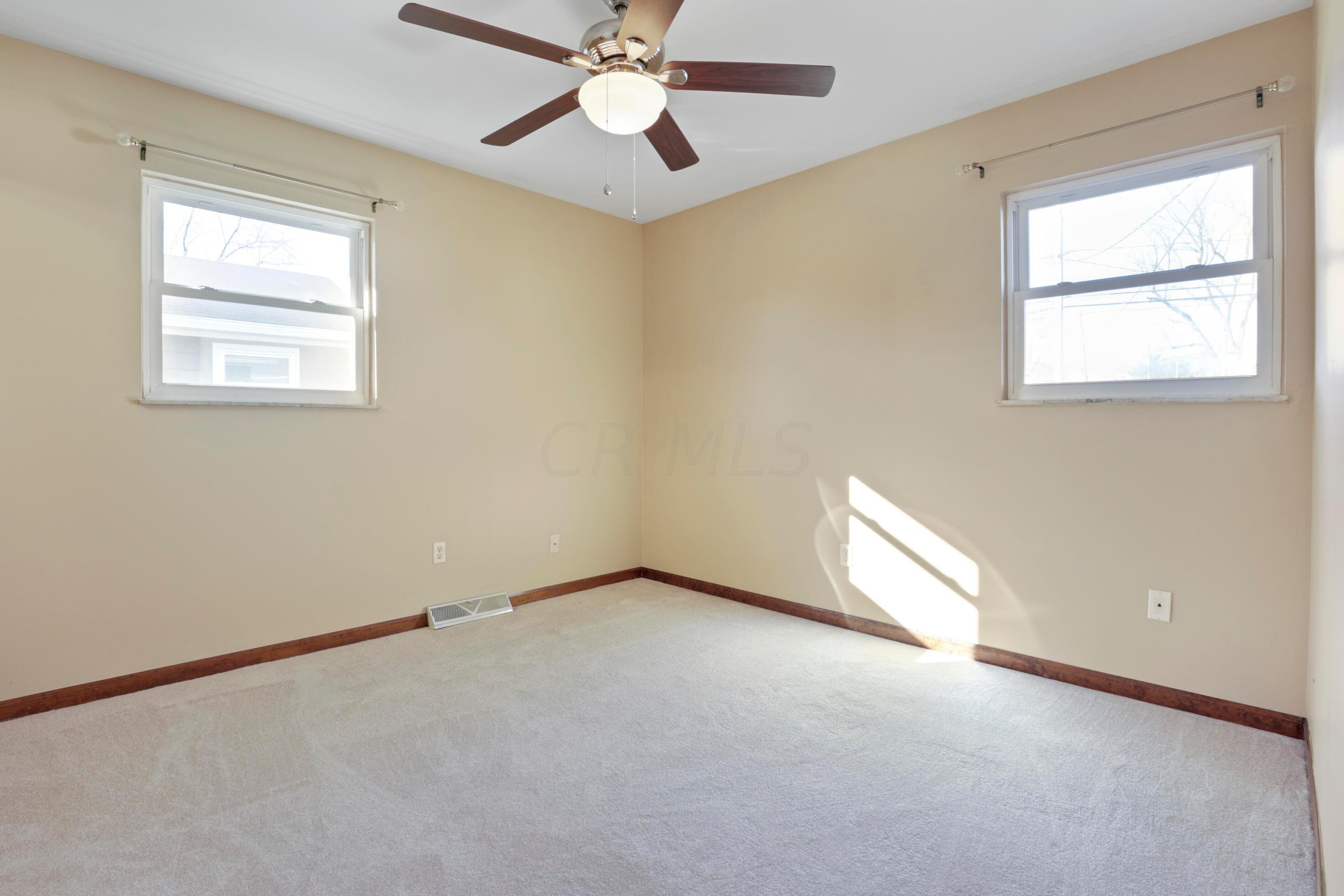 1137 Brown Rd, Columbus OH 43223-3003 exterior