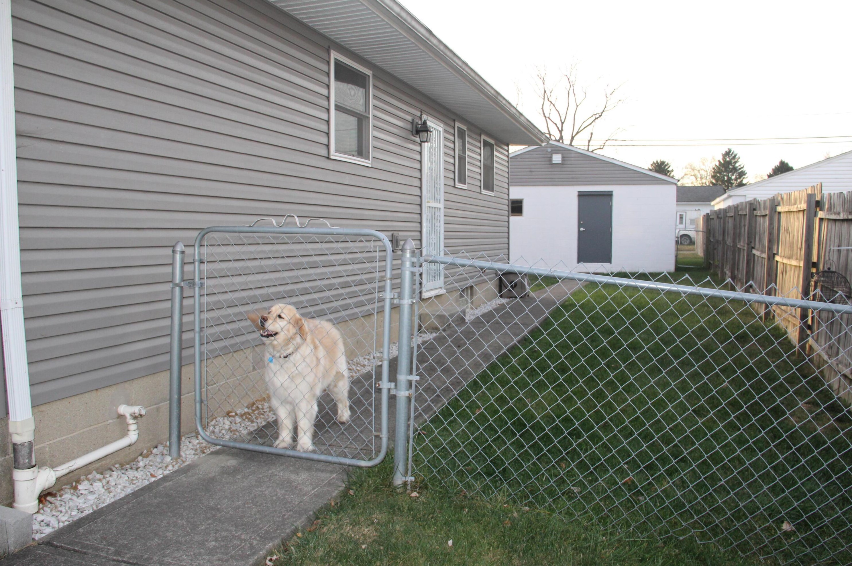 1137 Brown Rd, Columbus OH 43223-3003 exterior