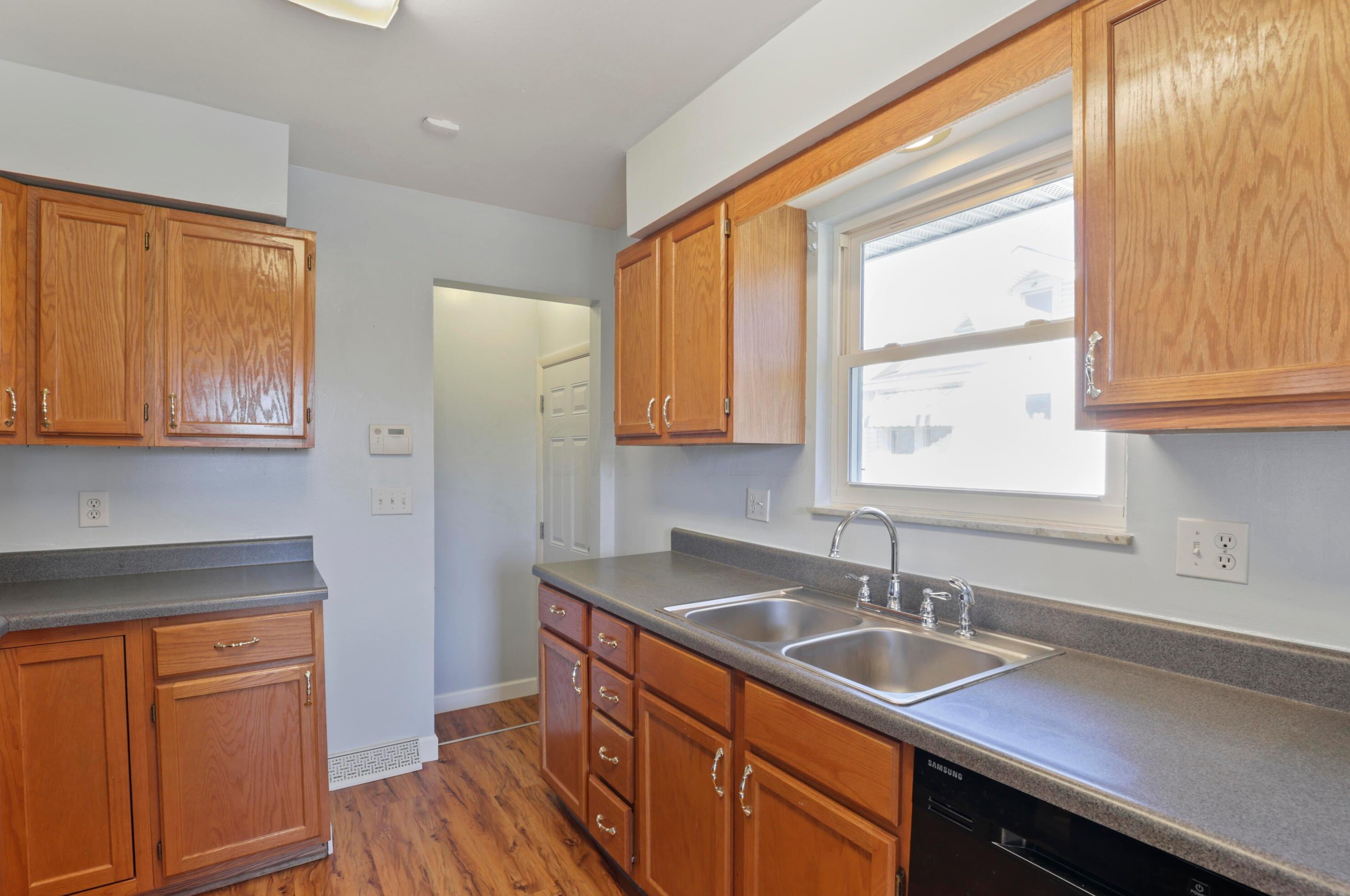 1137 Brown Rd, Columbus OH 43223-3003 exterior