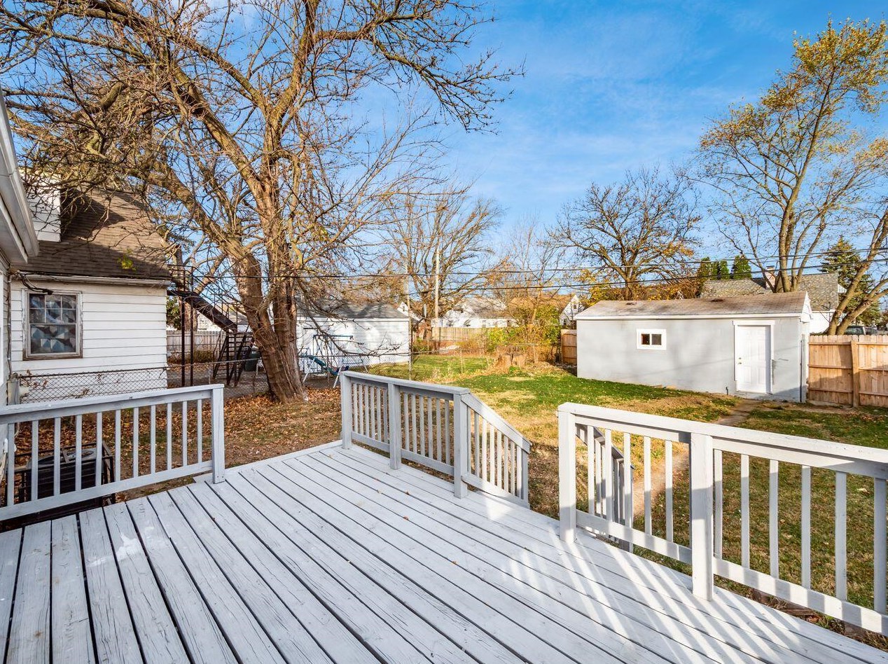 2258 Ontario St, Columbus OH  43211-2005 exterior