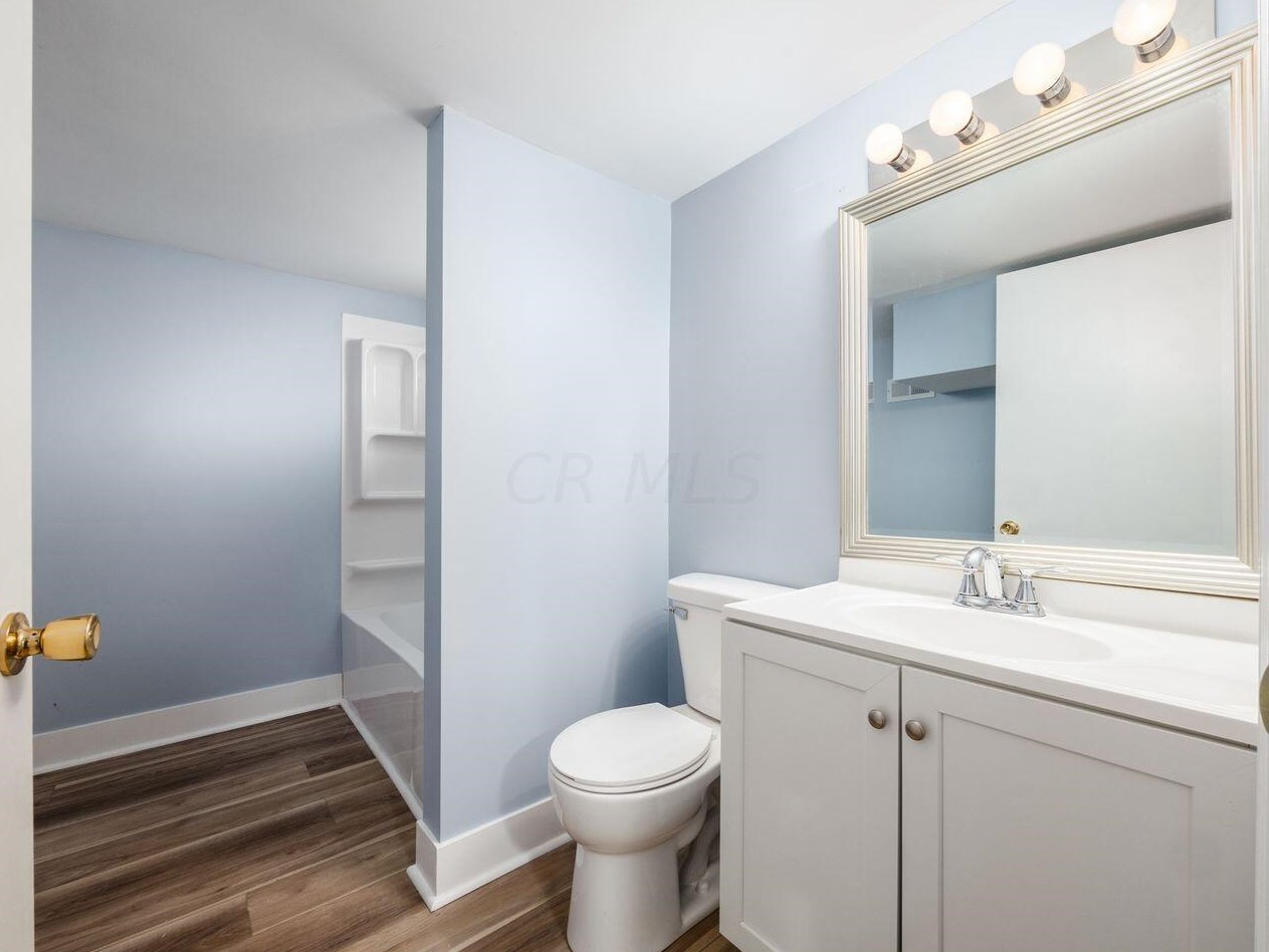 2258 Ontario St, Columbus OH  43211-2005 exterior