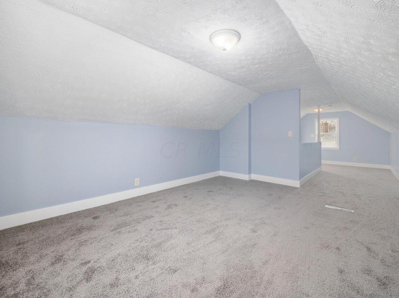 2258 Ontario St, Columbus OH  43211-2005 exterior