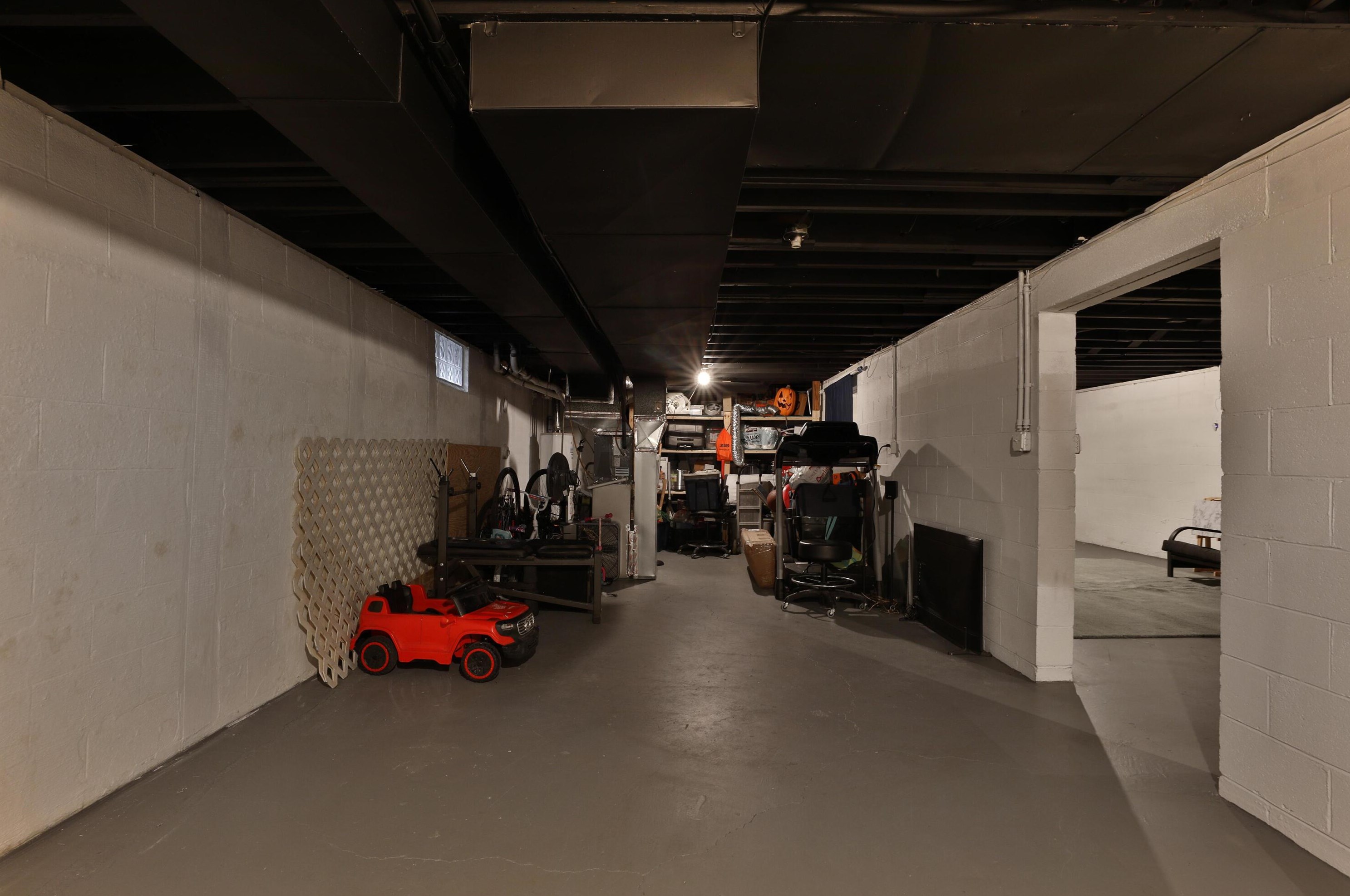 1108 Elmore Ave, Columbus OH  43224-2715 exterior