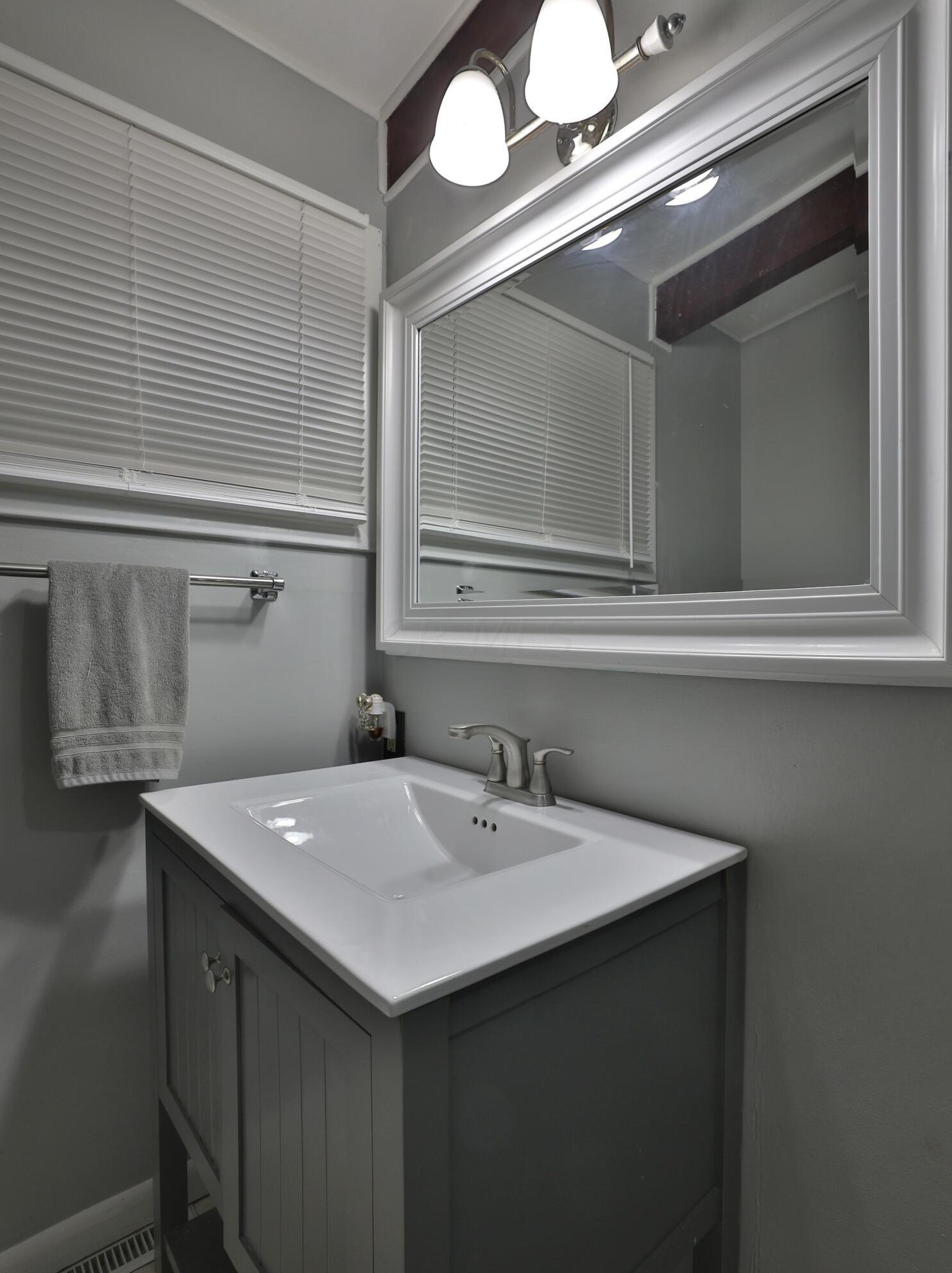 1108 Elmore Ave, Columbus OH  43224-2715 exterior