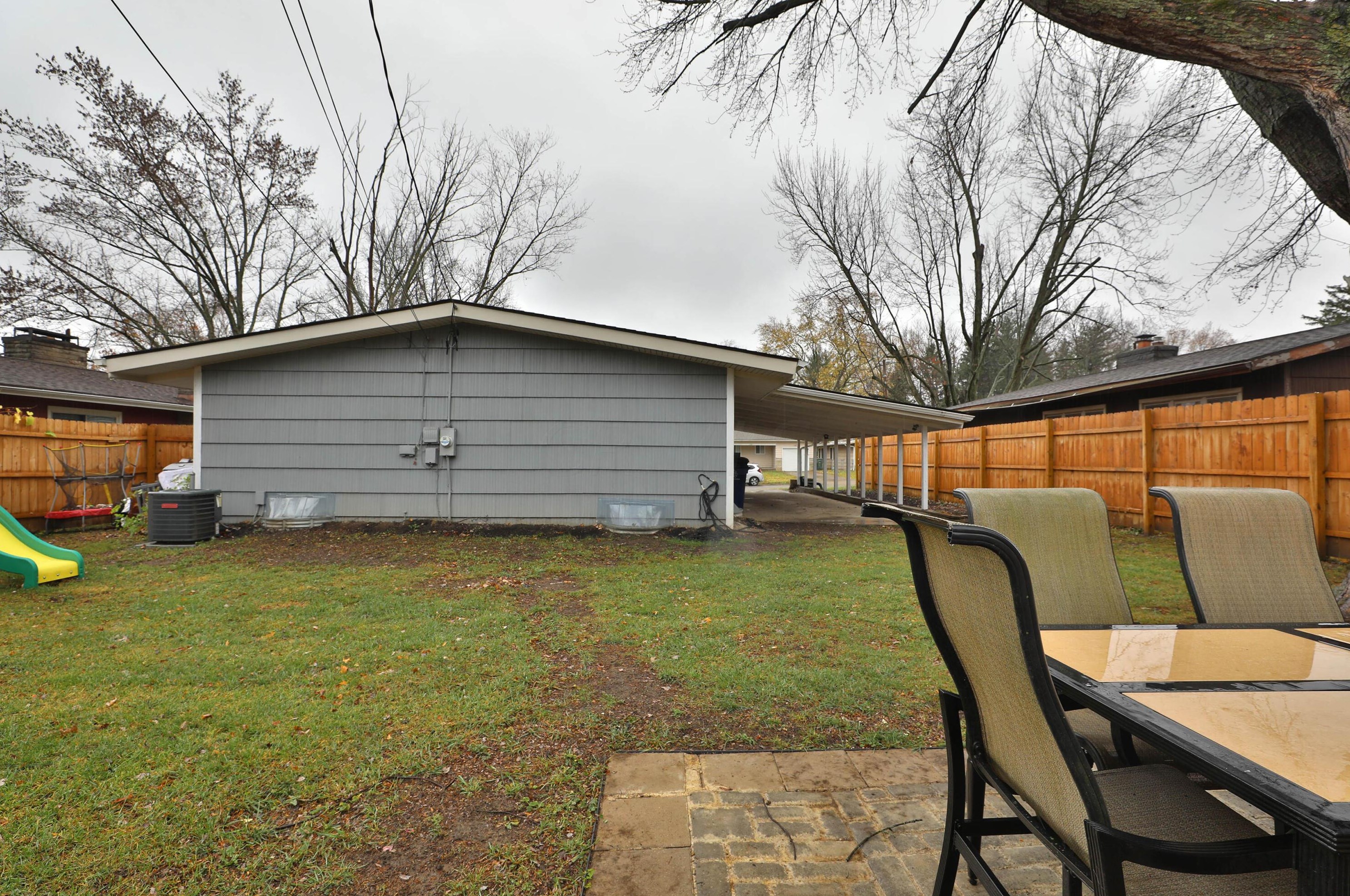 1108 Elmore Ave, Columbus OH  43224-2715 exterior