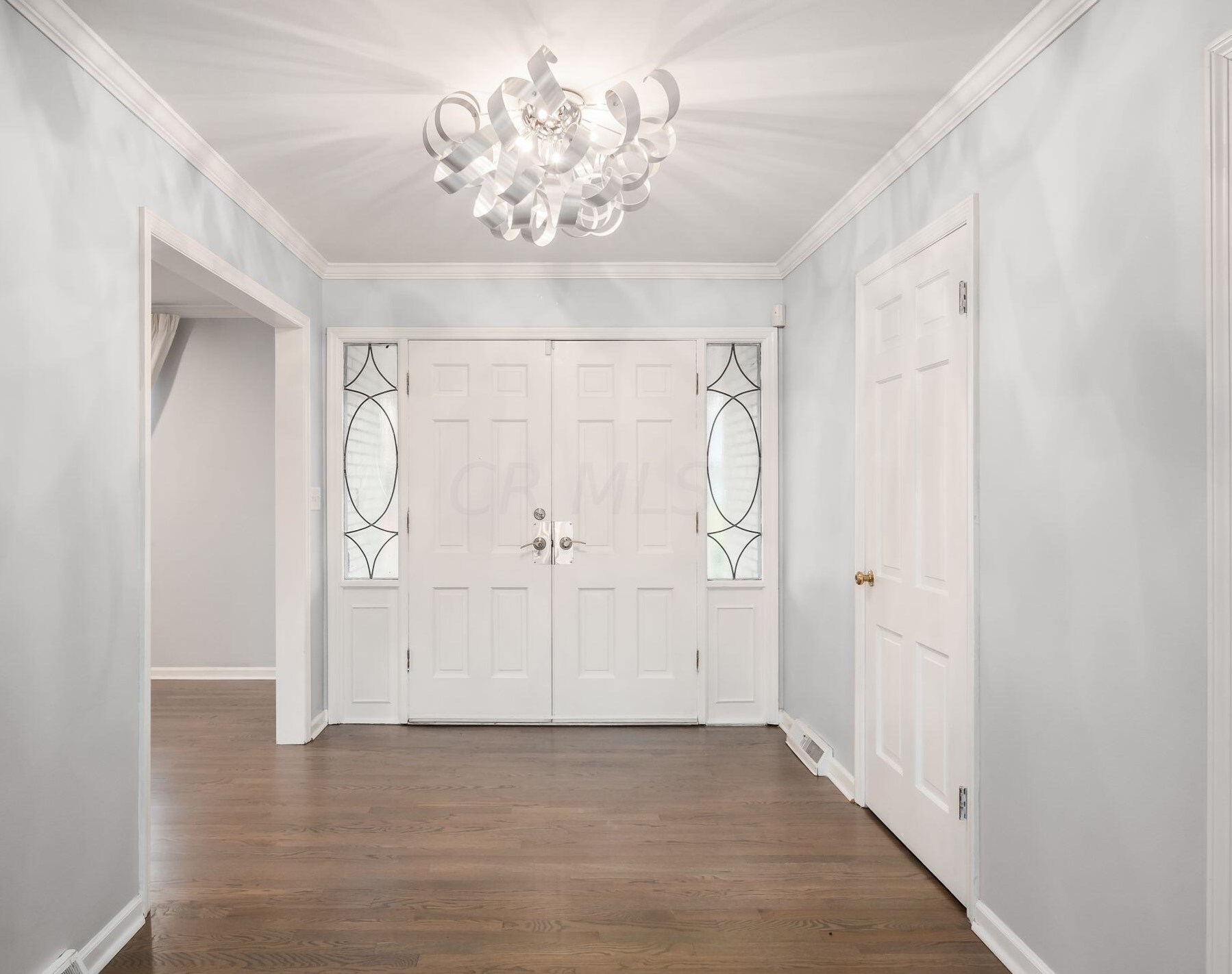 2511 Schaaf Dr, Columbus OH  43209-3209 exterior