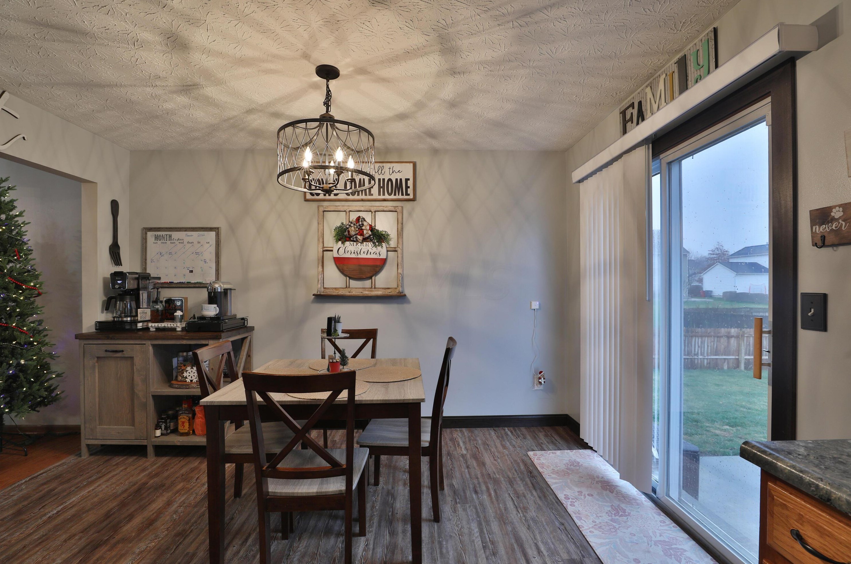 580 Euclid Ave, Ashville OH  43103-2512 exterior