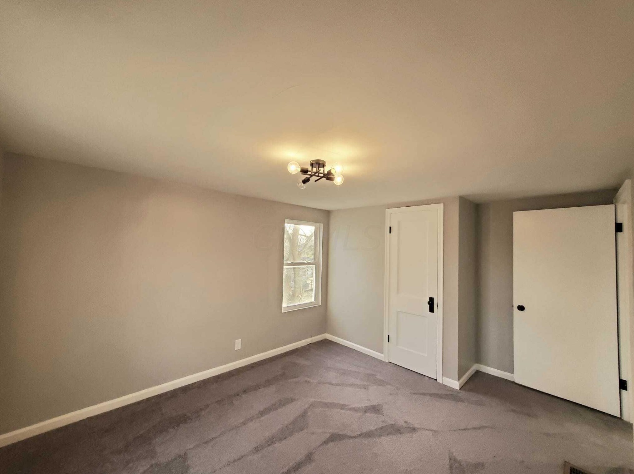 2357 Taylor Ave, Columbus OH  43211-2358 exterior