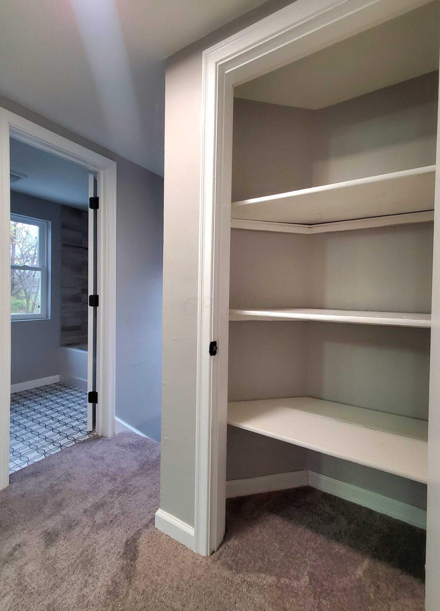 2357 Taylor Ave, Columbus OH  43211-2358 exterior