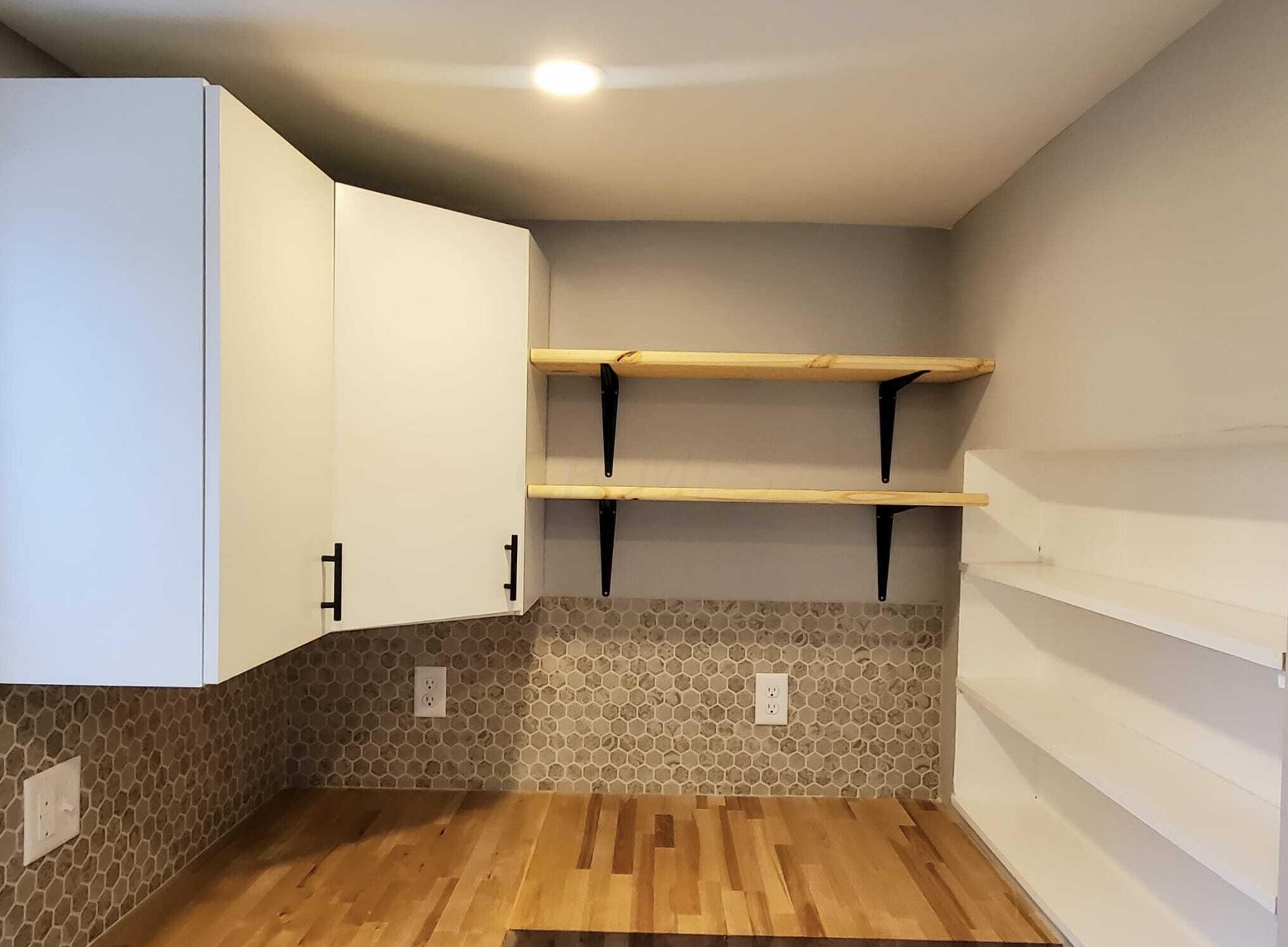 2357 Taylor Ave, Columbus OH  43211-2358 exterior