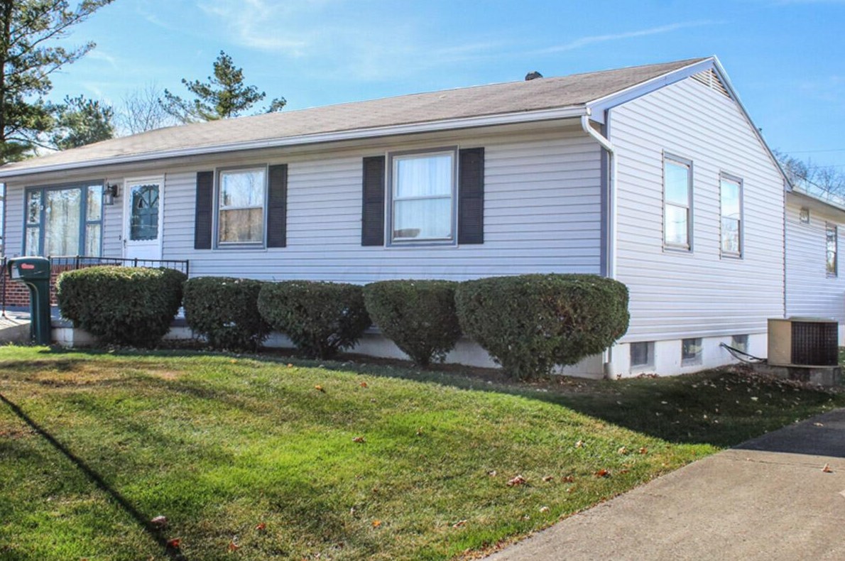 1117 Mcgraw Rd, Circleville, OH 43113-1305