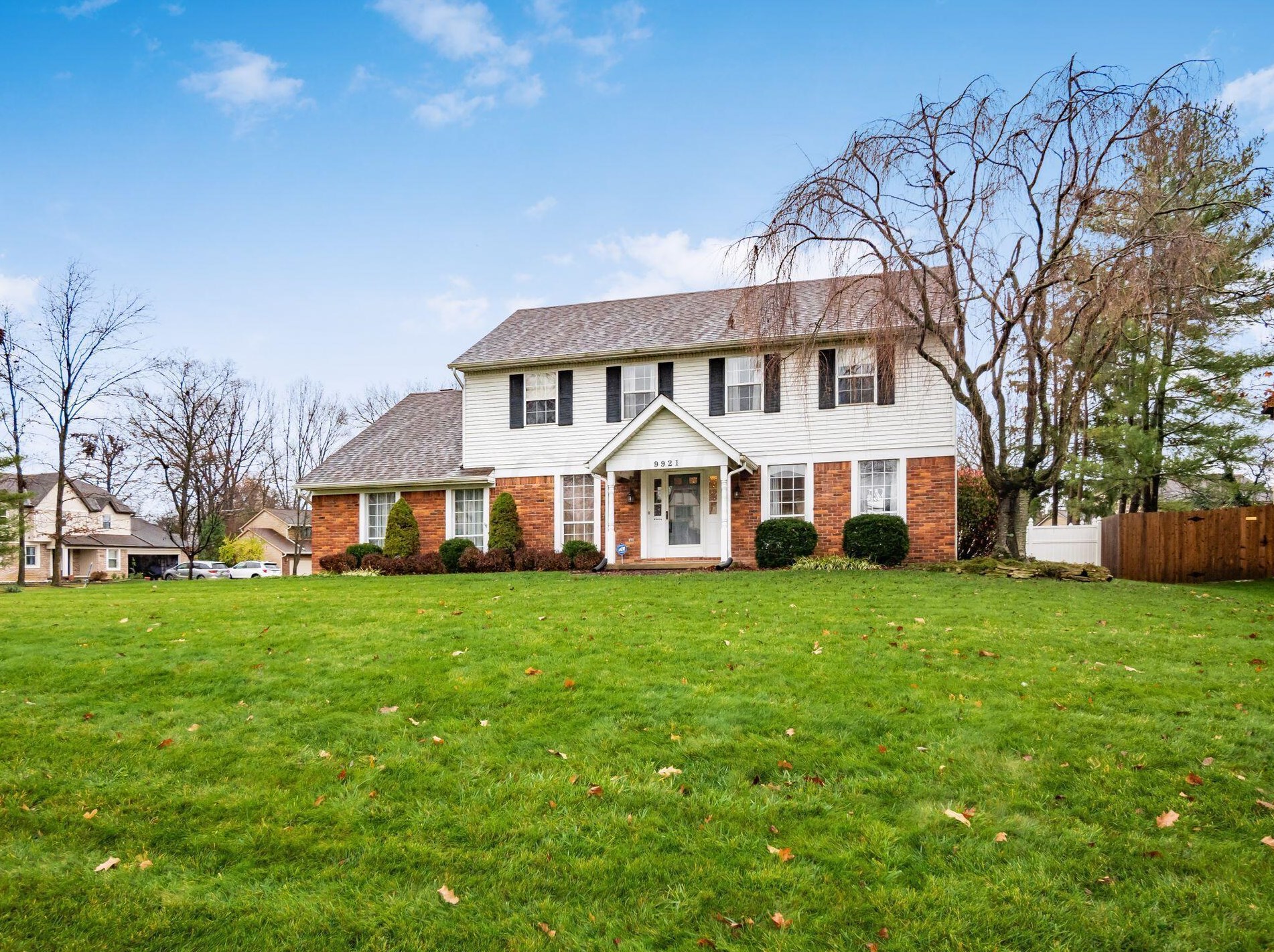 9921 Oxford Dr, Pickerington, OH 43147-8904