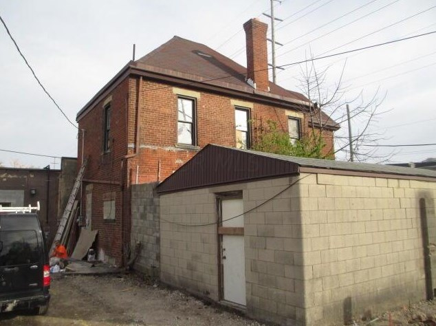 19 Gift St, Columbus, OH 43215-2737