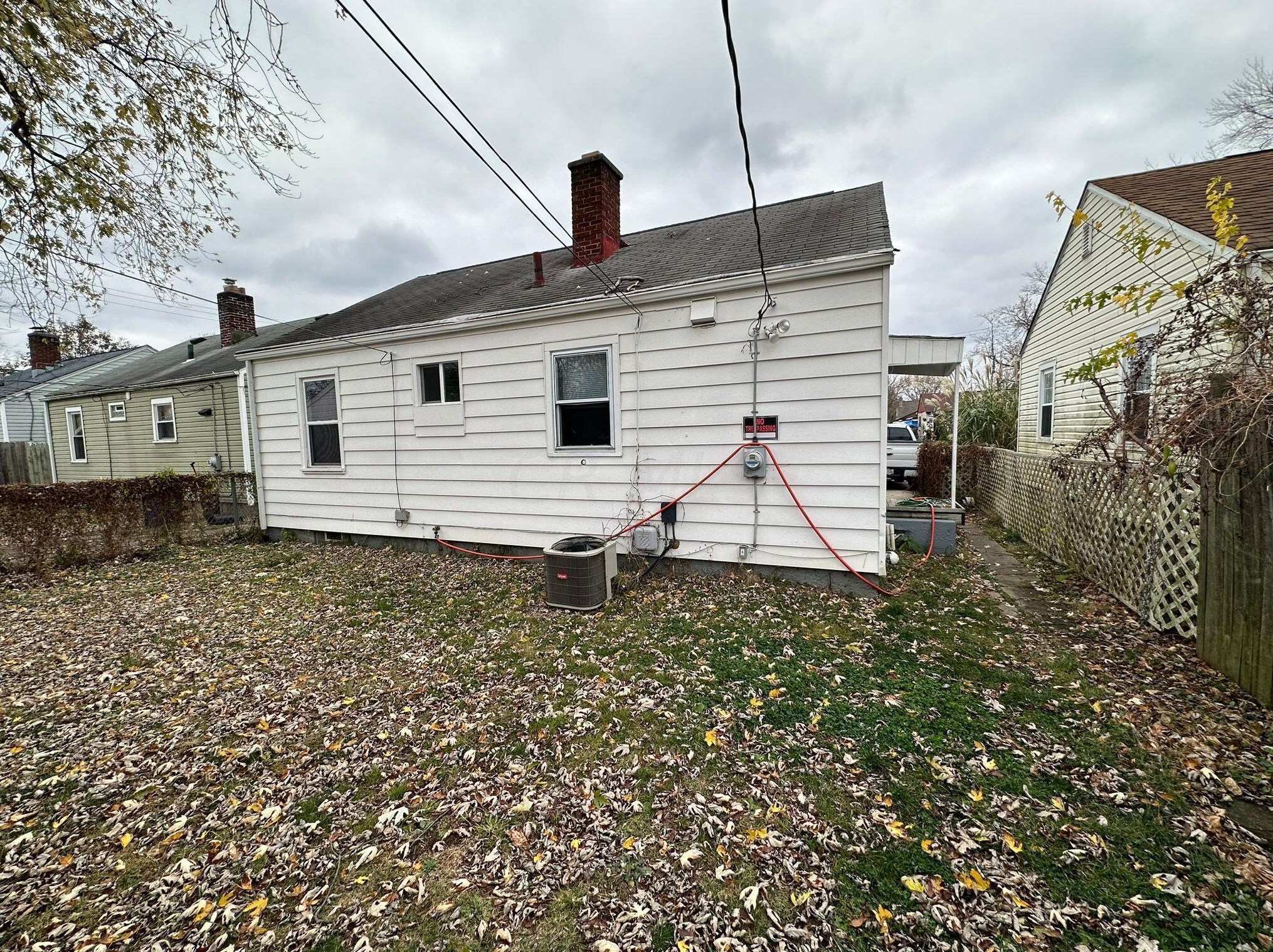 2359 Grasmere Ave, Columbus, OH 43211-2057