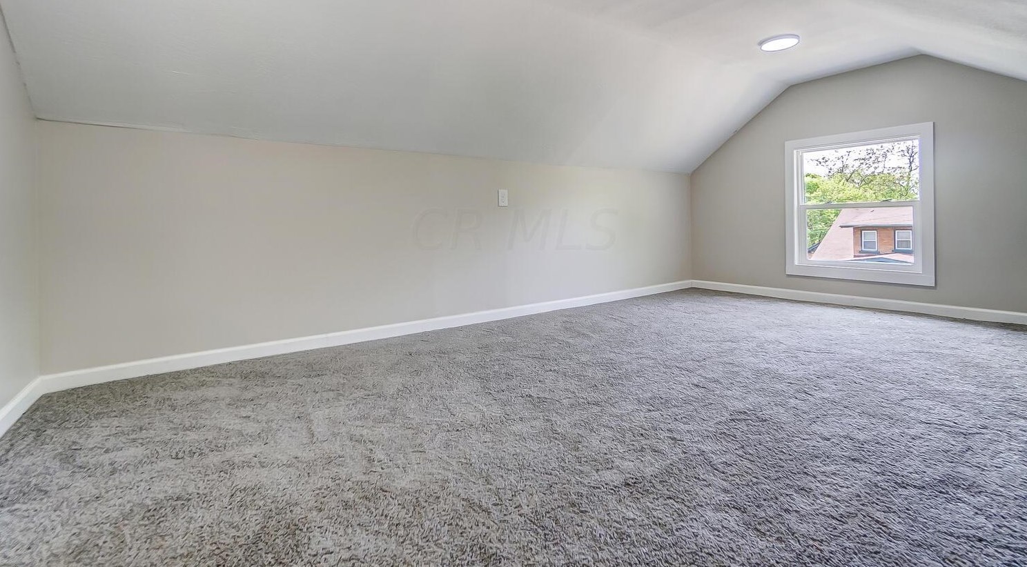 70 Burgess Ave, Columbus OH  43204-3251 exterior