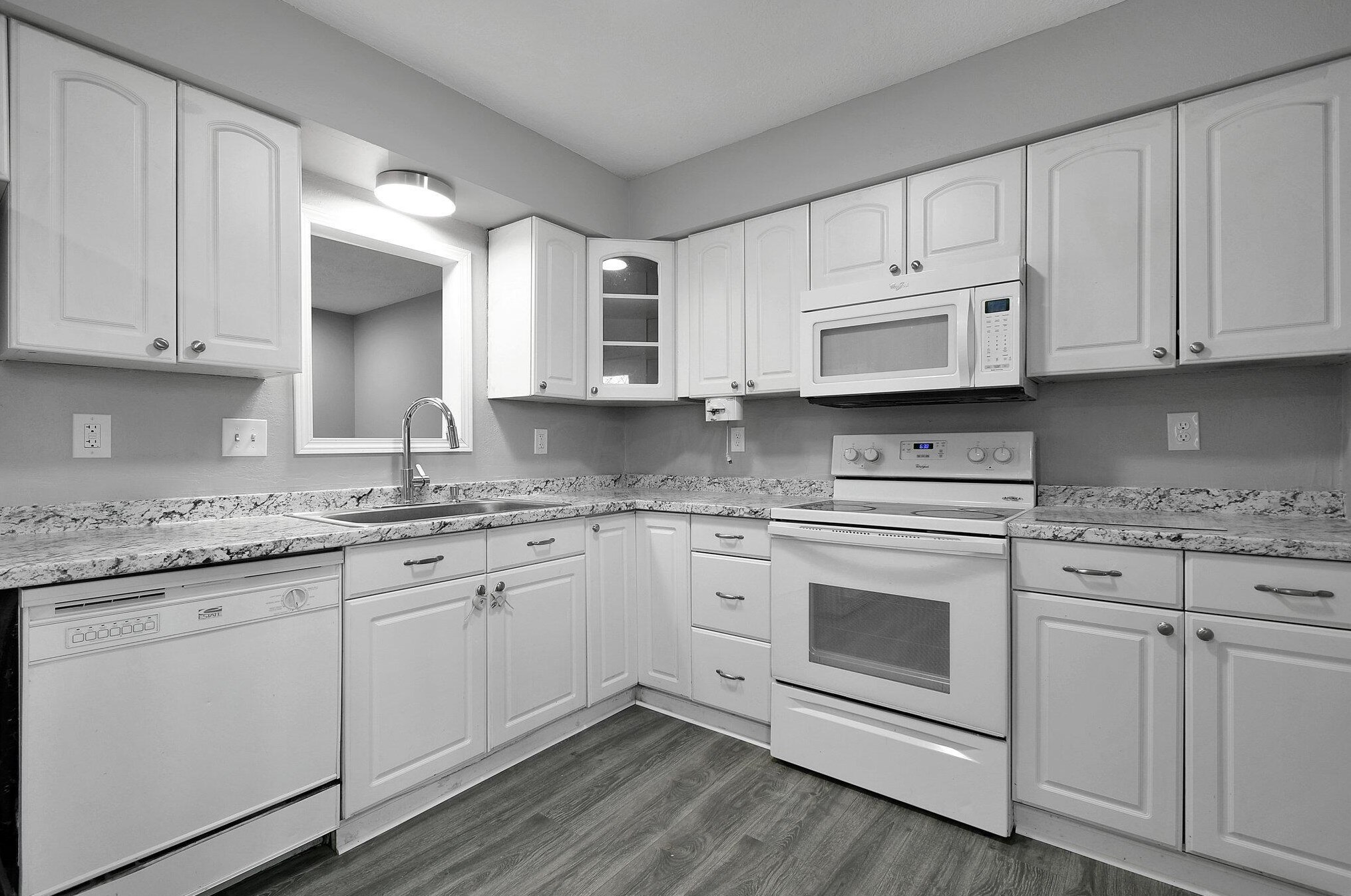 3363 Hines Rd, Columbus OH  43230-2063 exterior