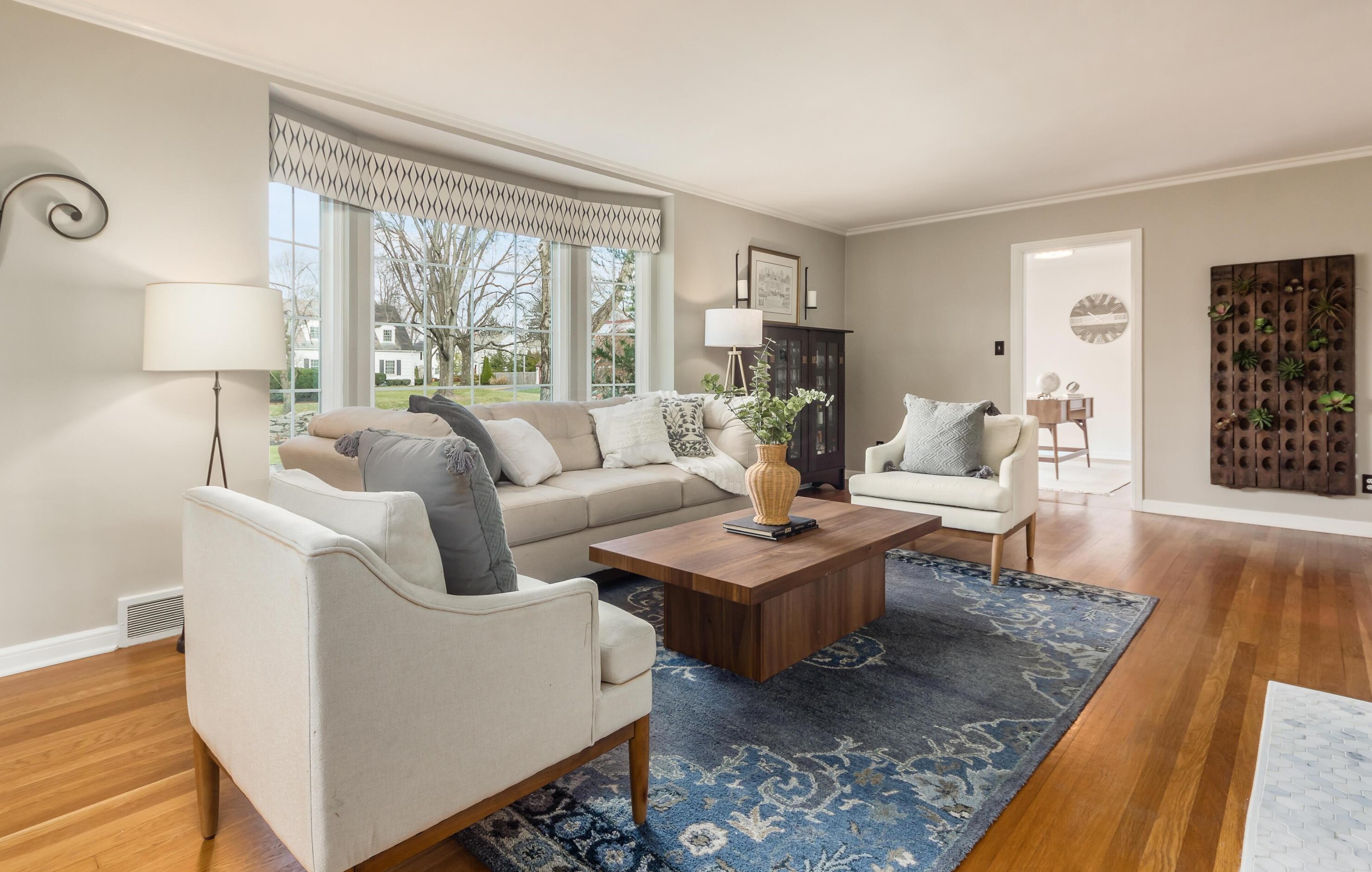 1943 Lane Ave, Columbus OH 43221-3250 exterior