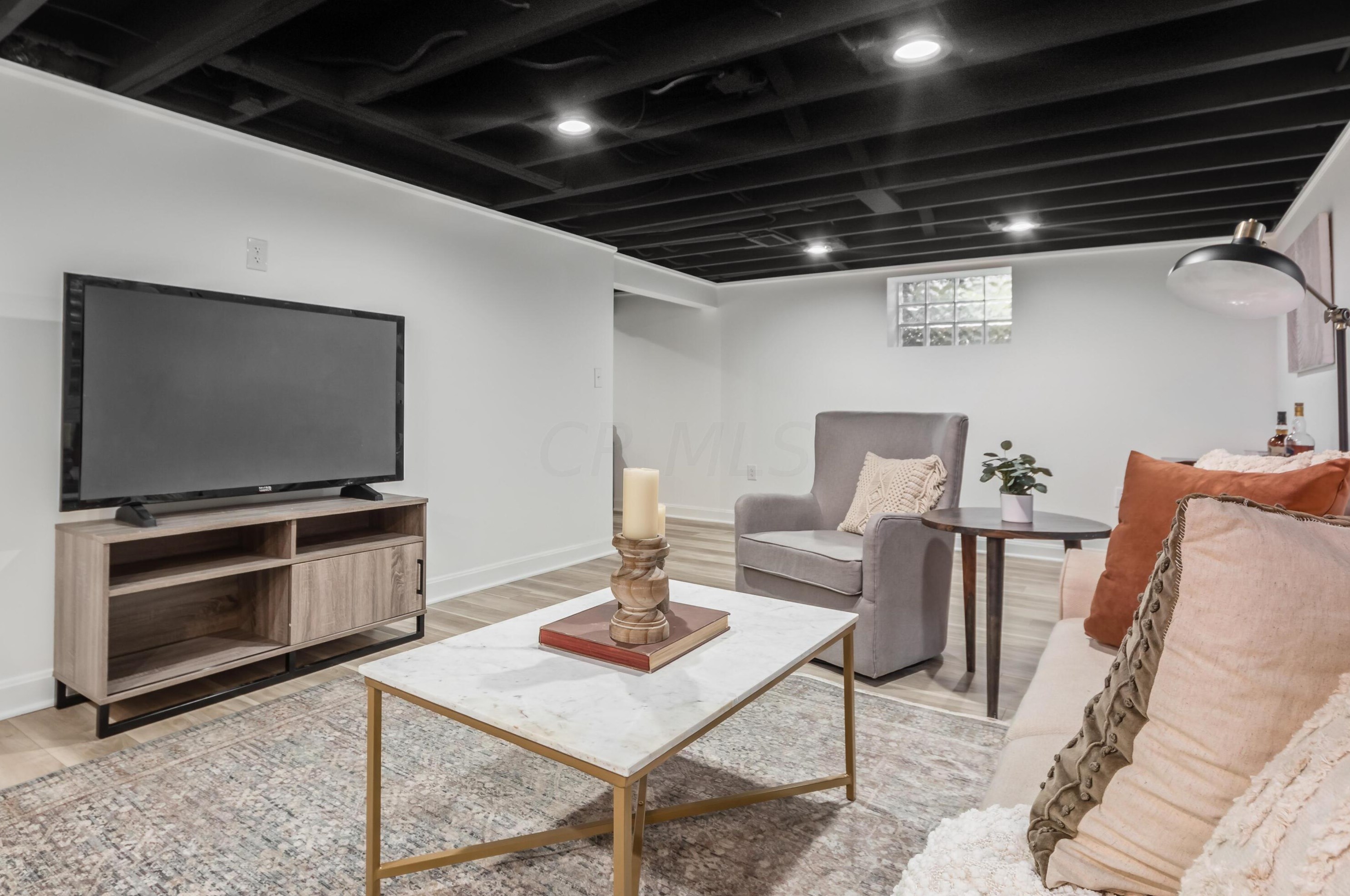 1943 Lane Ave, Columbus OH 43221-3250 exterior