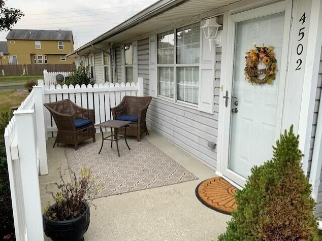 4502 Greystone Village Dr, Columbus OH  43228-6419 exterior