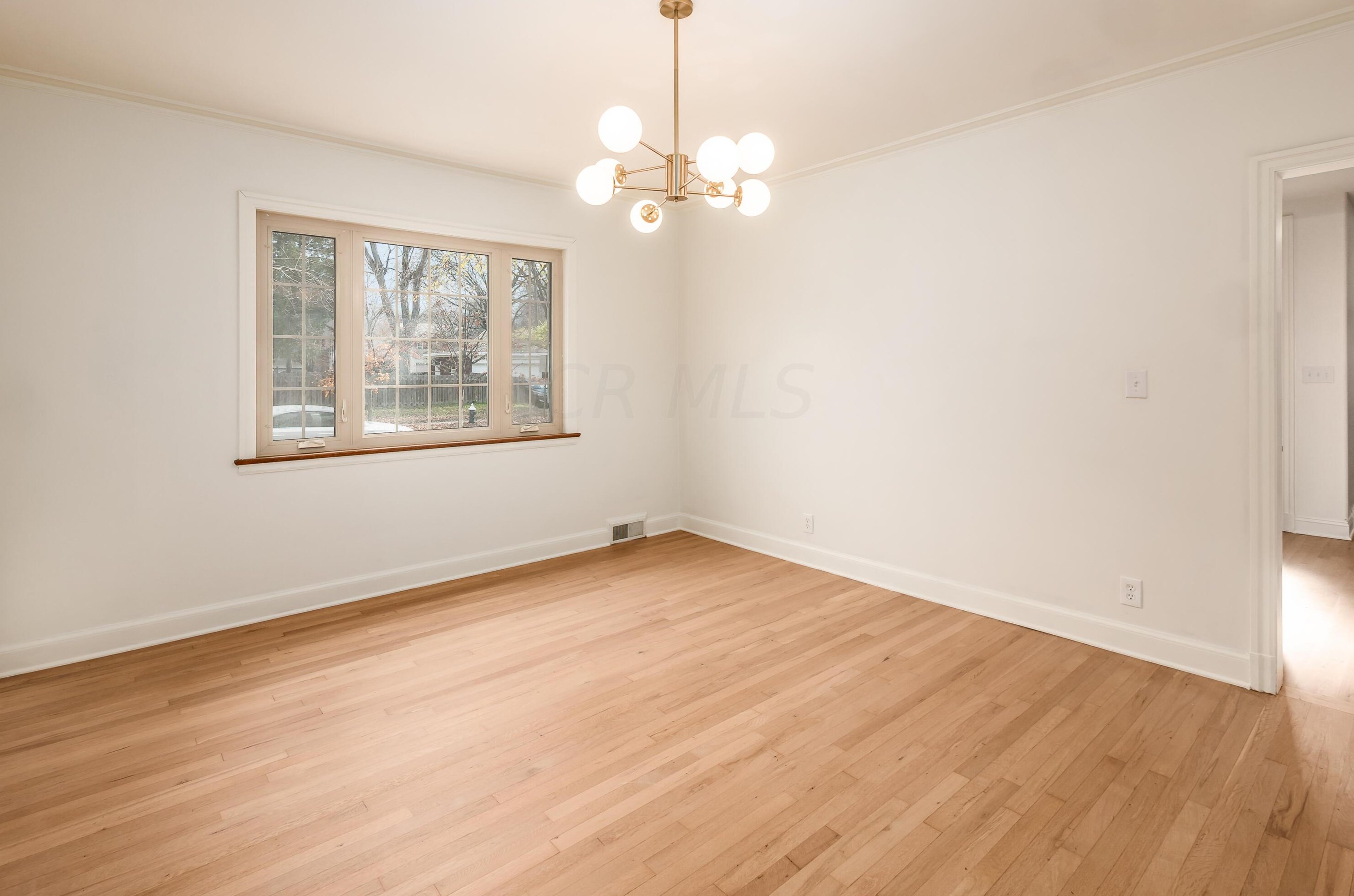 2529 Broad St, Columbus OH  43204-3322 exterior