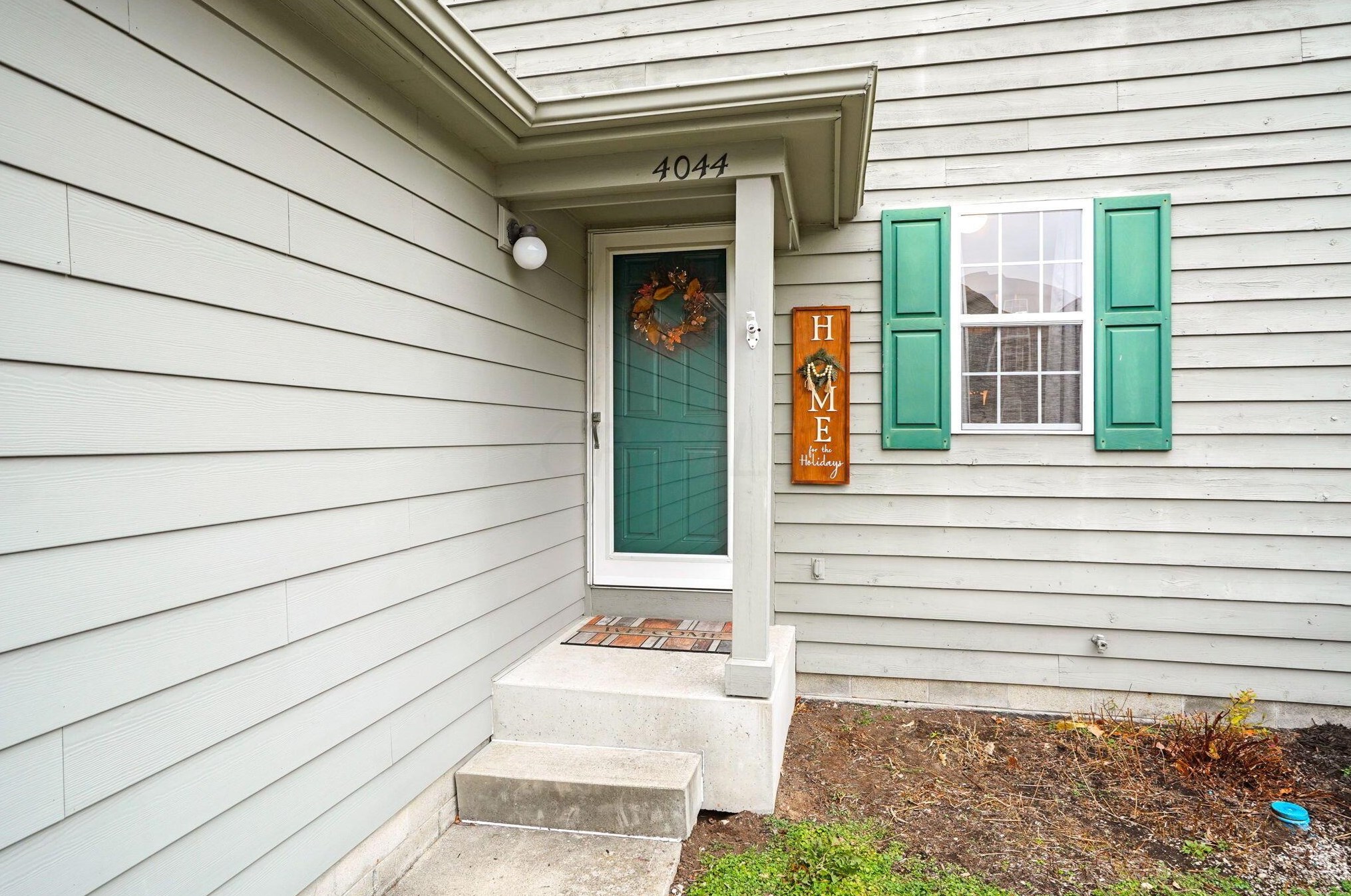 4044 Parkcove Dr, Columbus, OH 43230-9824