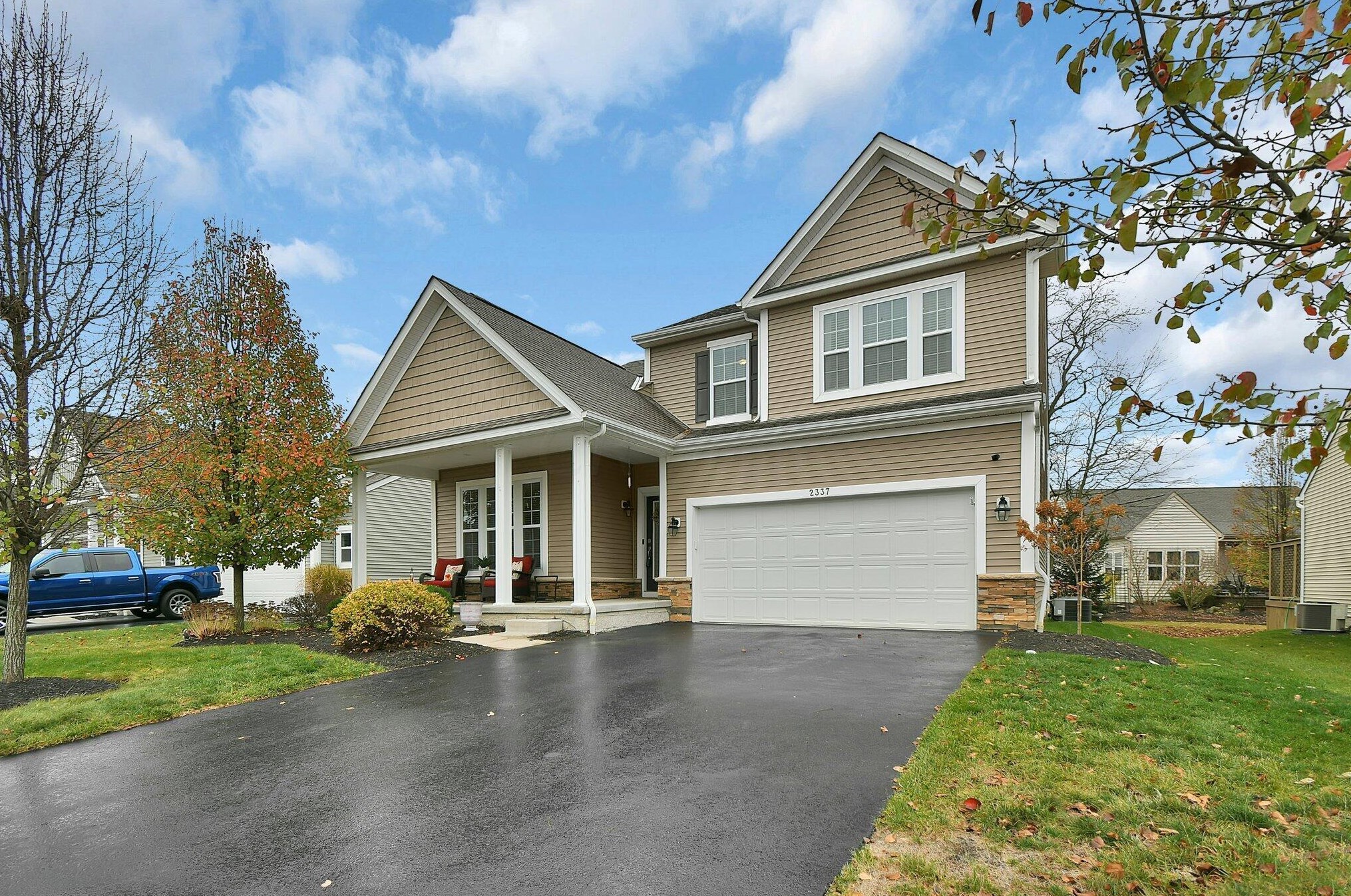 2337 English Turn Dr, Darbydale, OH 43123