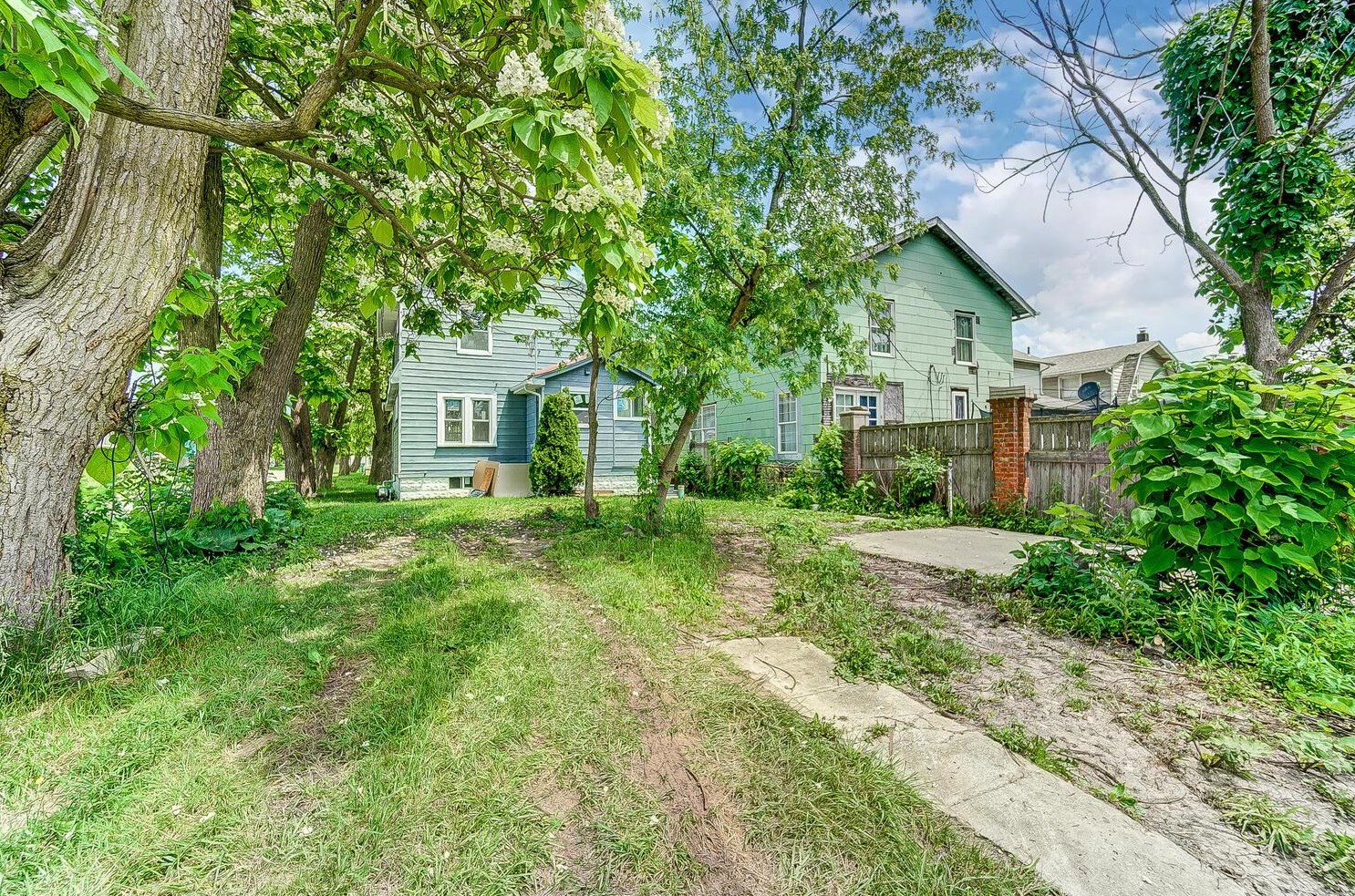 1163 20th Ave, Columbus OH  43211-2507 exterior